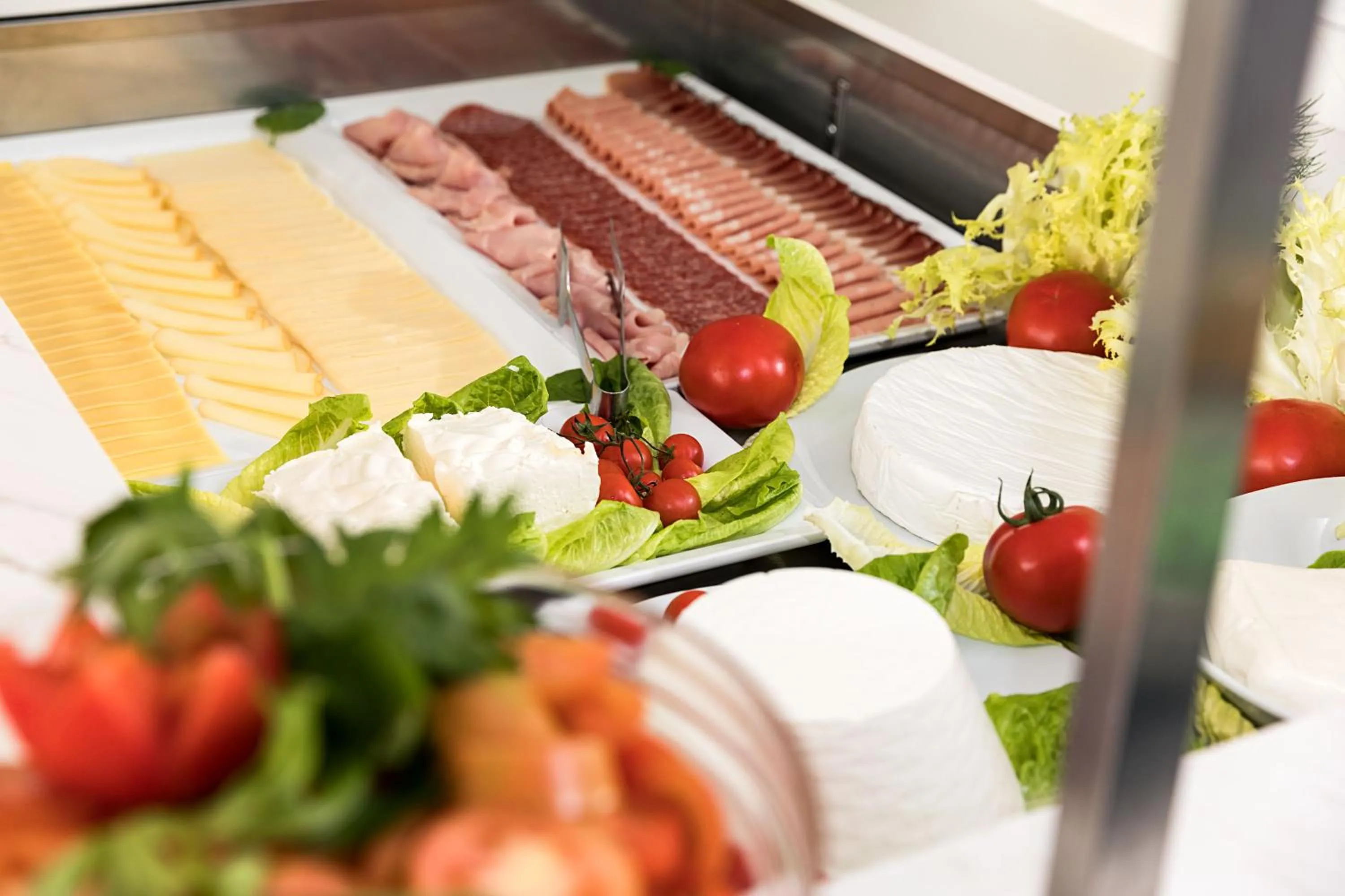 American breakfast in Hotel Alexander