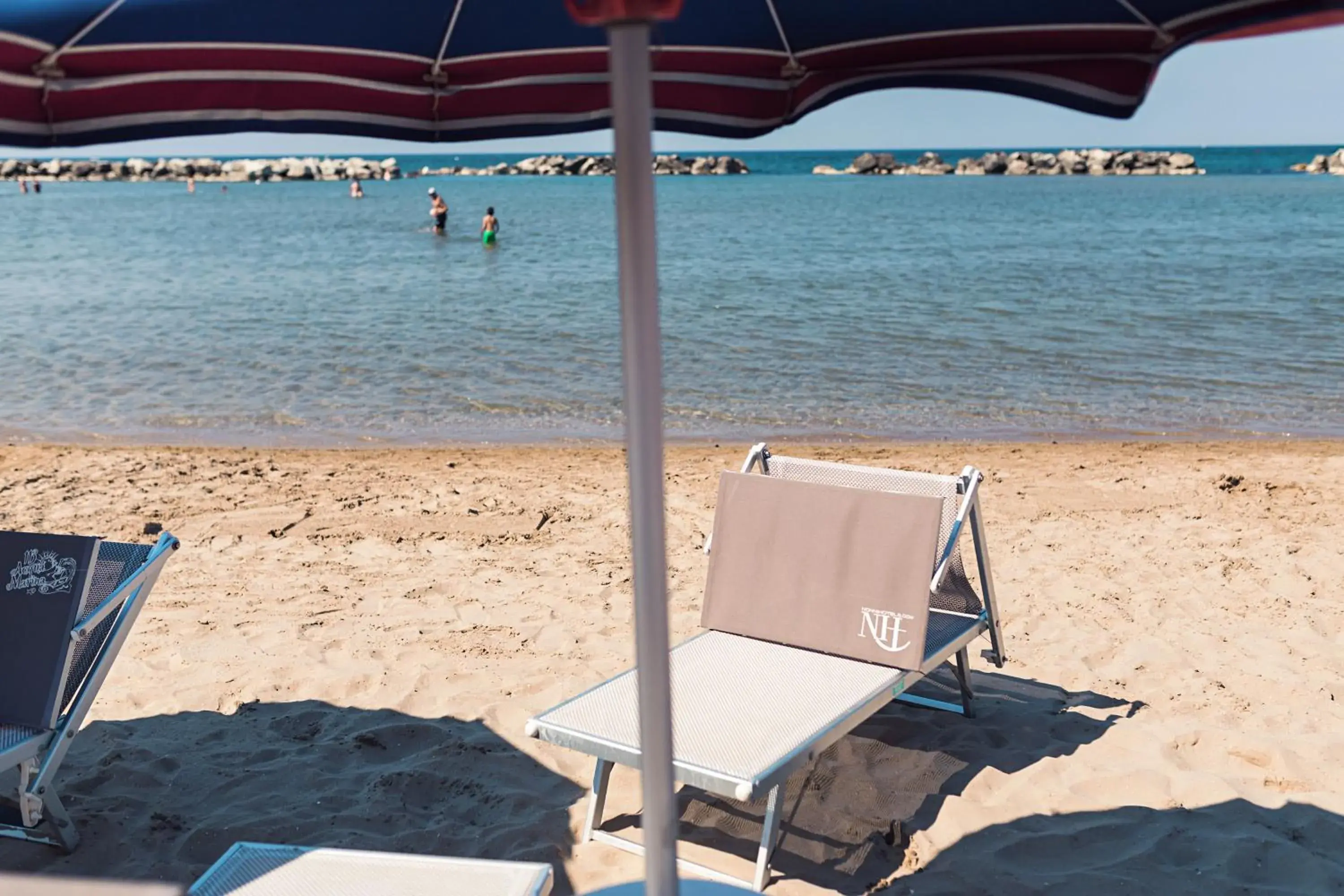 Beach in Hotel Alexander