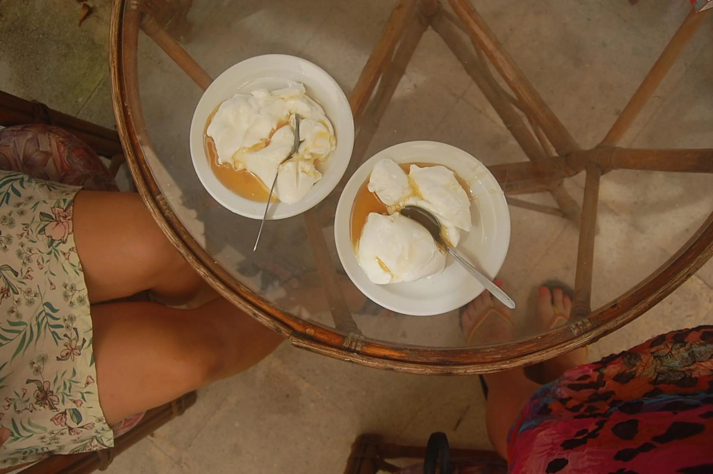 Restaurant/places to eat in Violetta Hotel