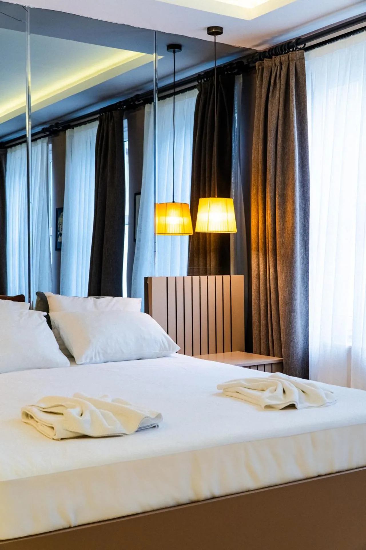 Bed in Cheers Porthouse