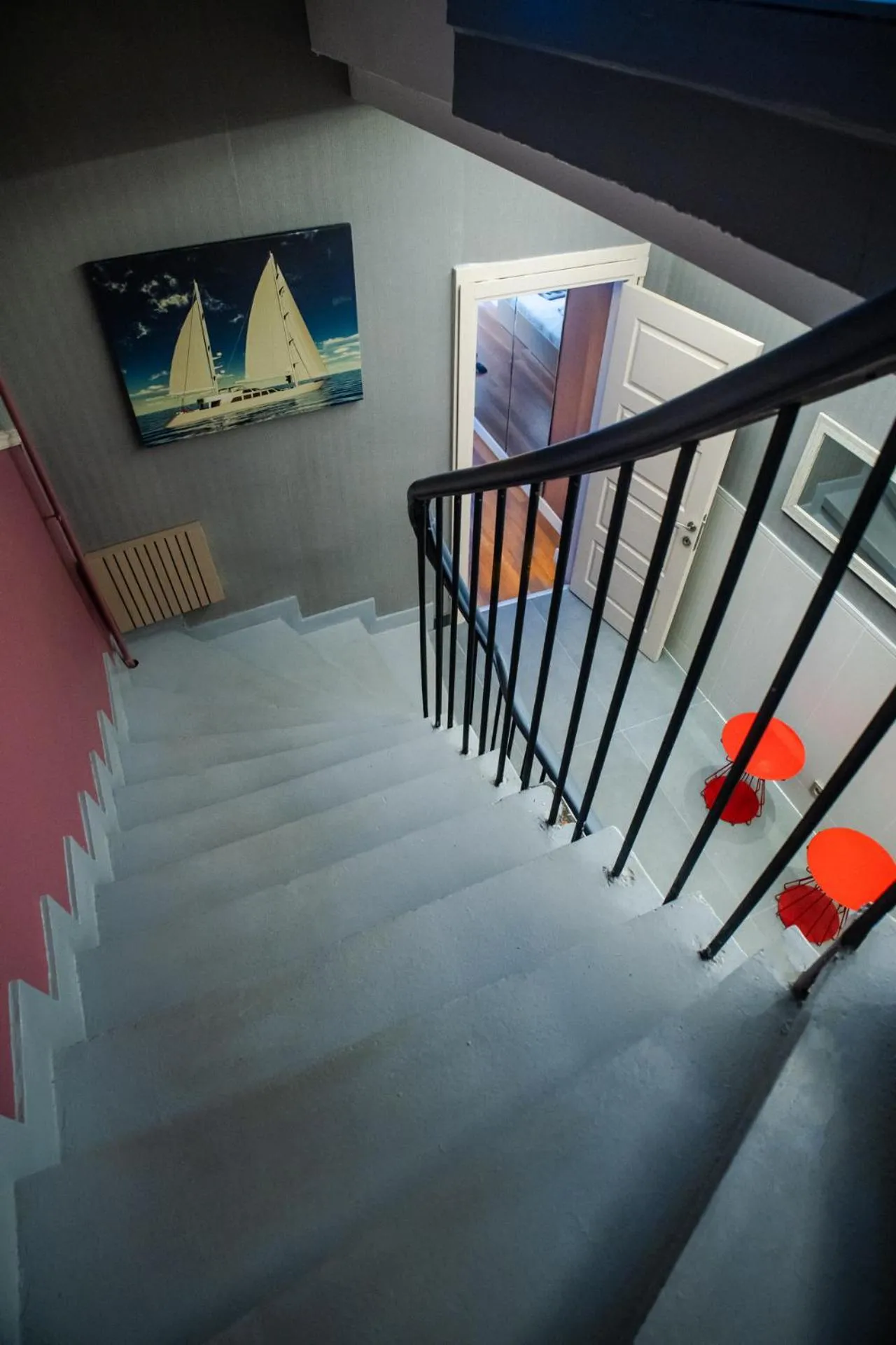 Property building in Cheers Porthouse