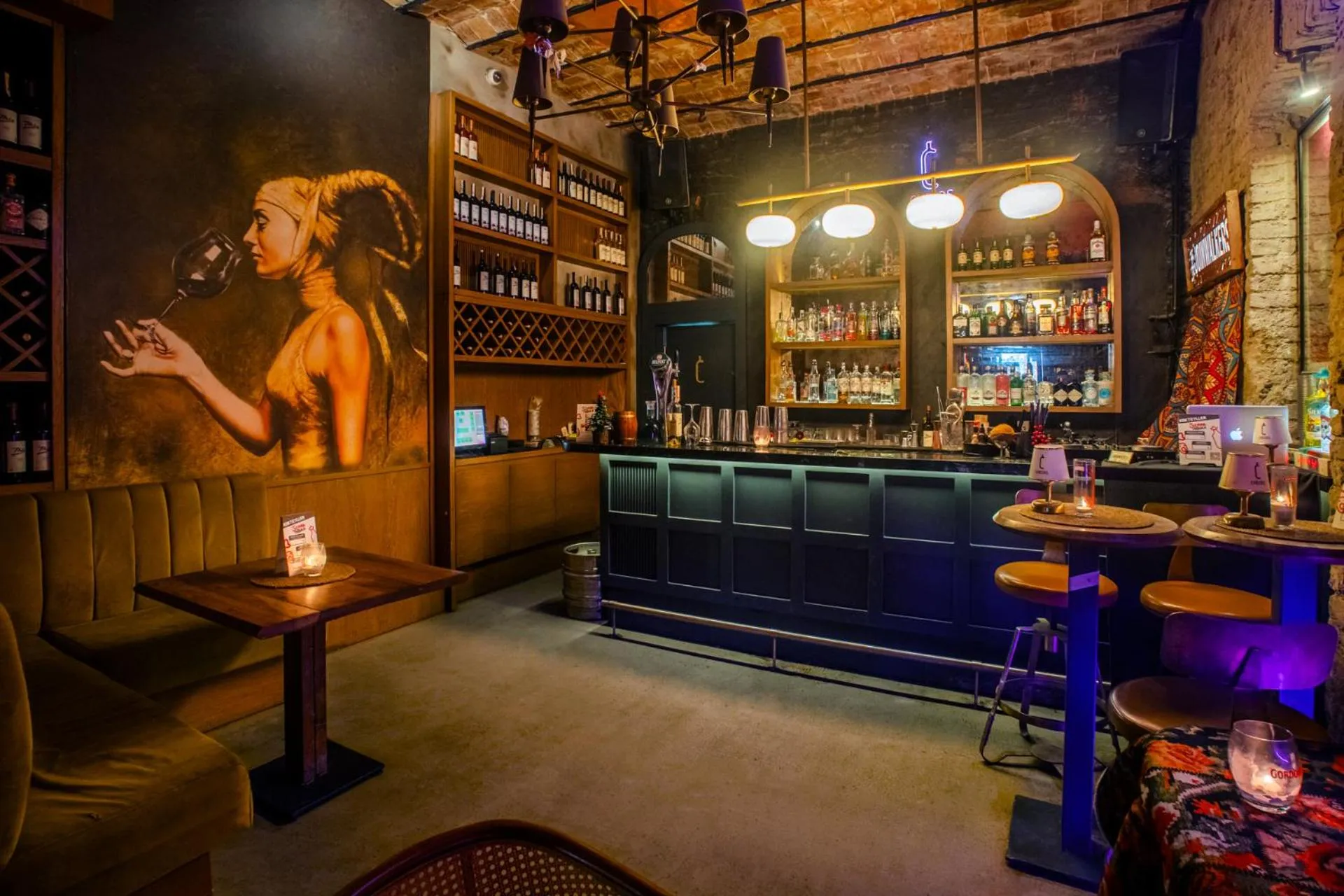 Lounge or bar in Cheers Porthouse