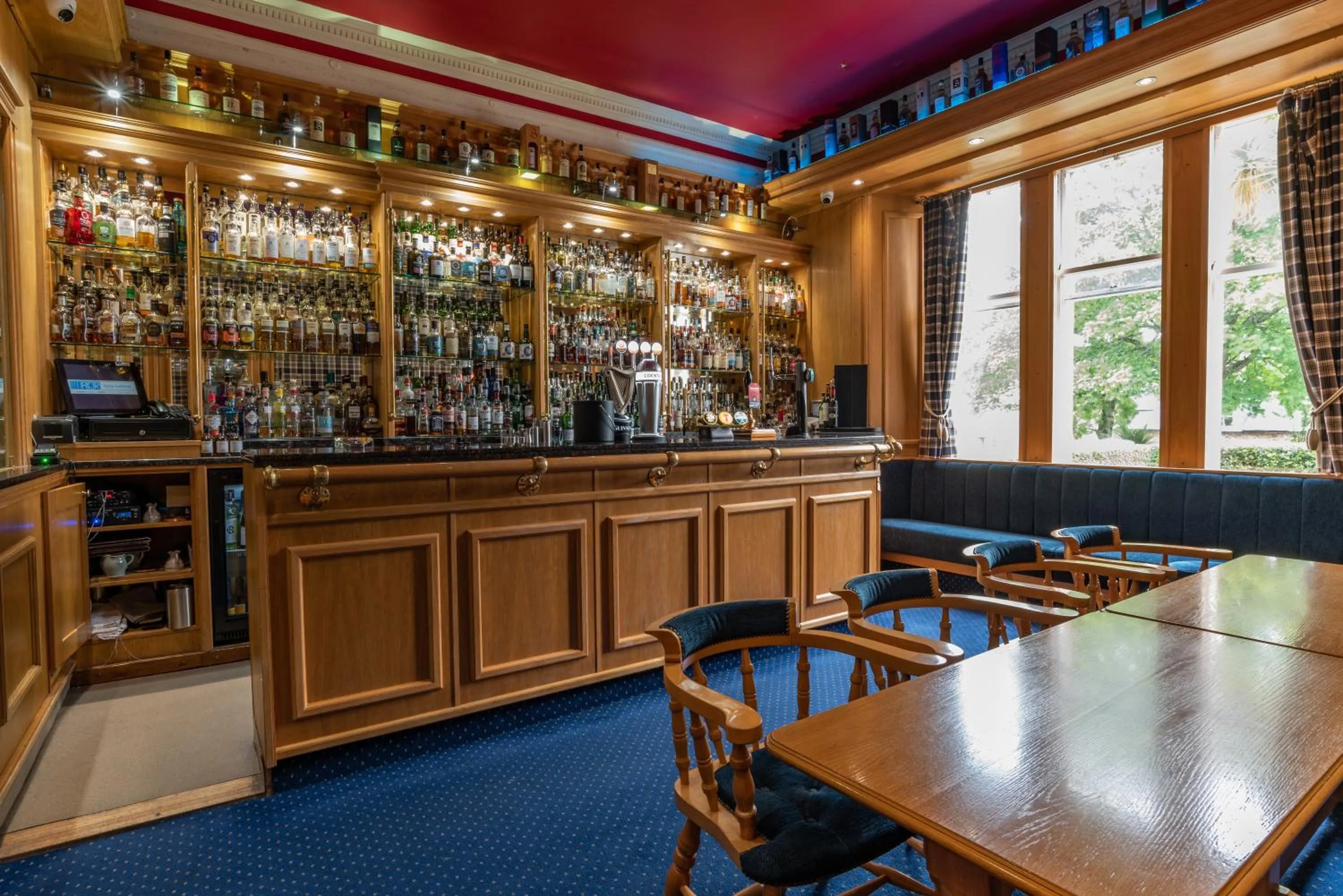 Lounge or bar in Ardshiel Hotel