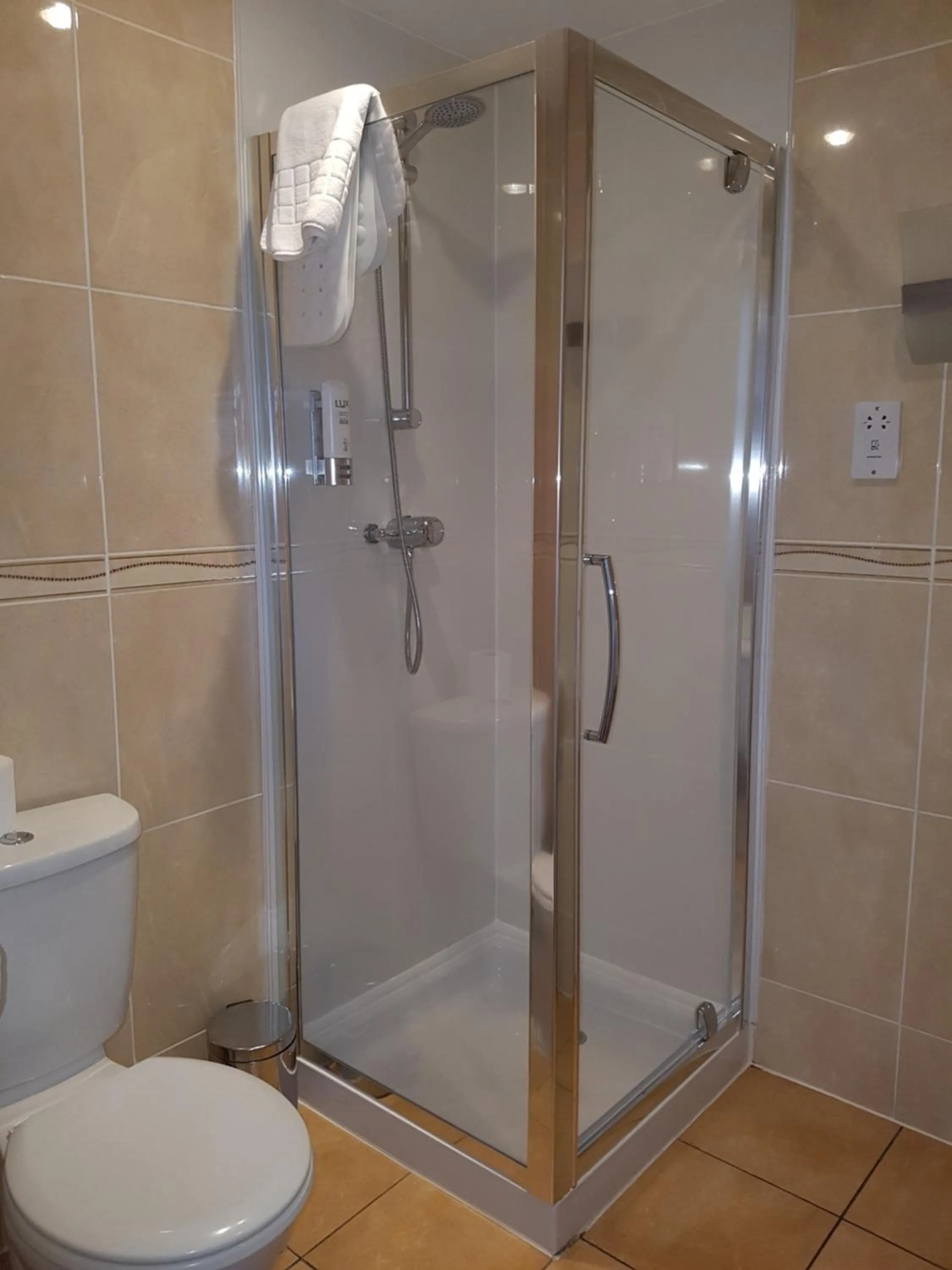 Bathroom in Ardshiel Hotel