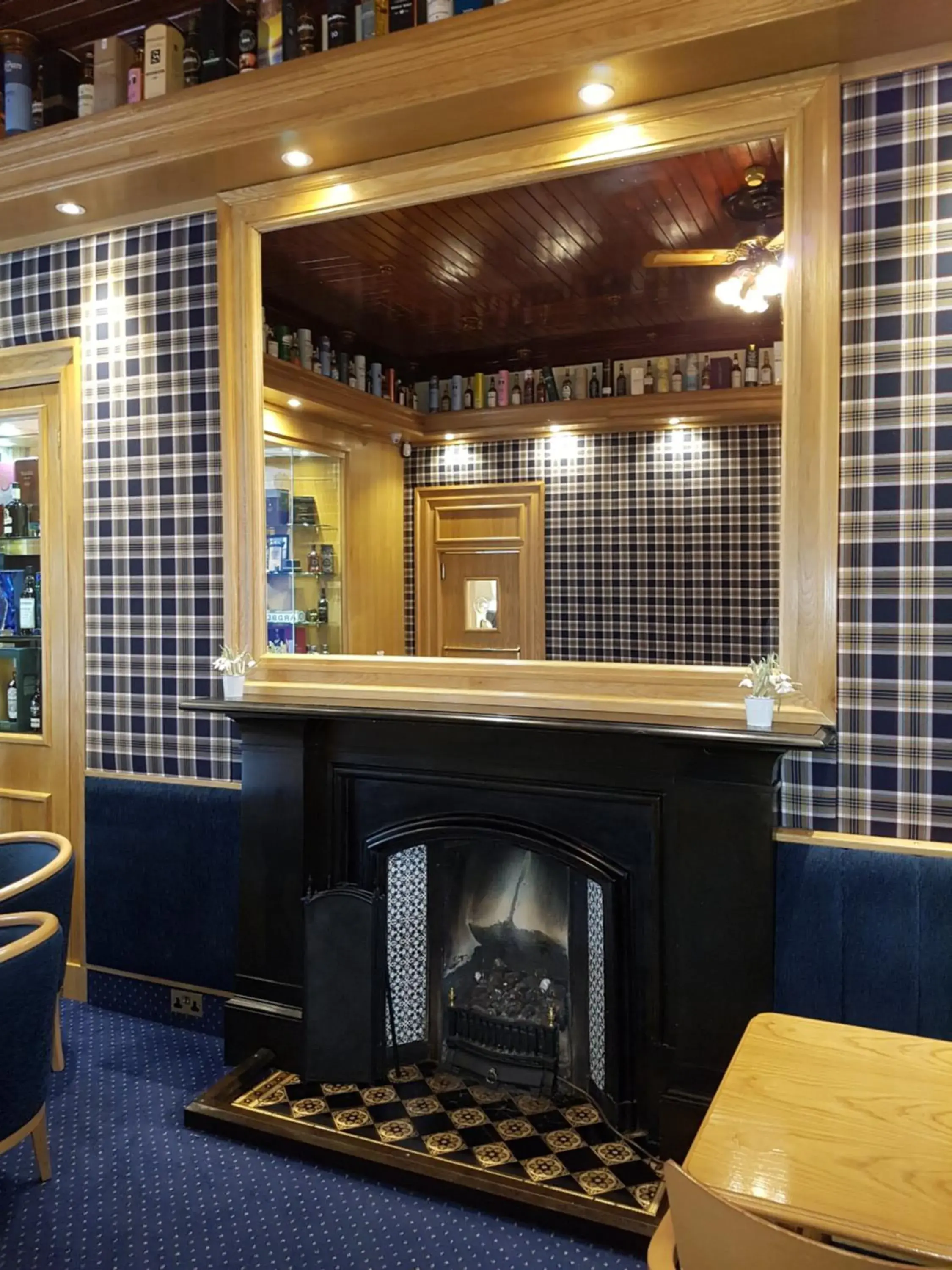 Lounge or bar in Ardshiel Hotel