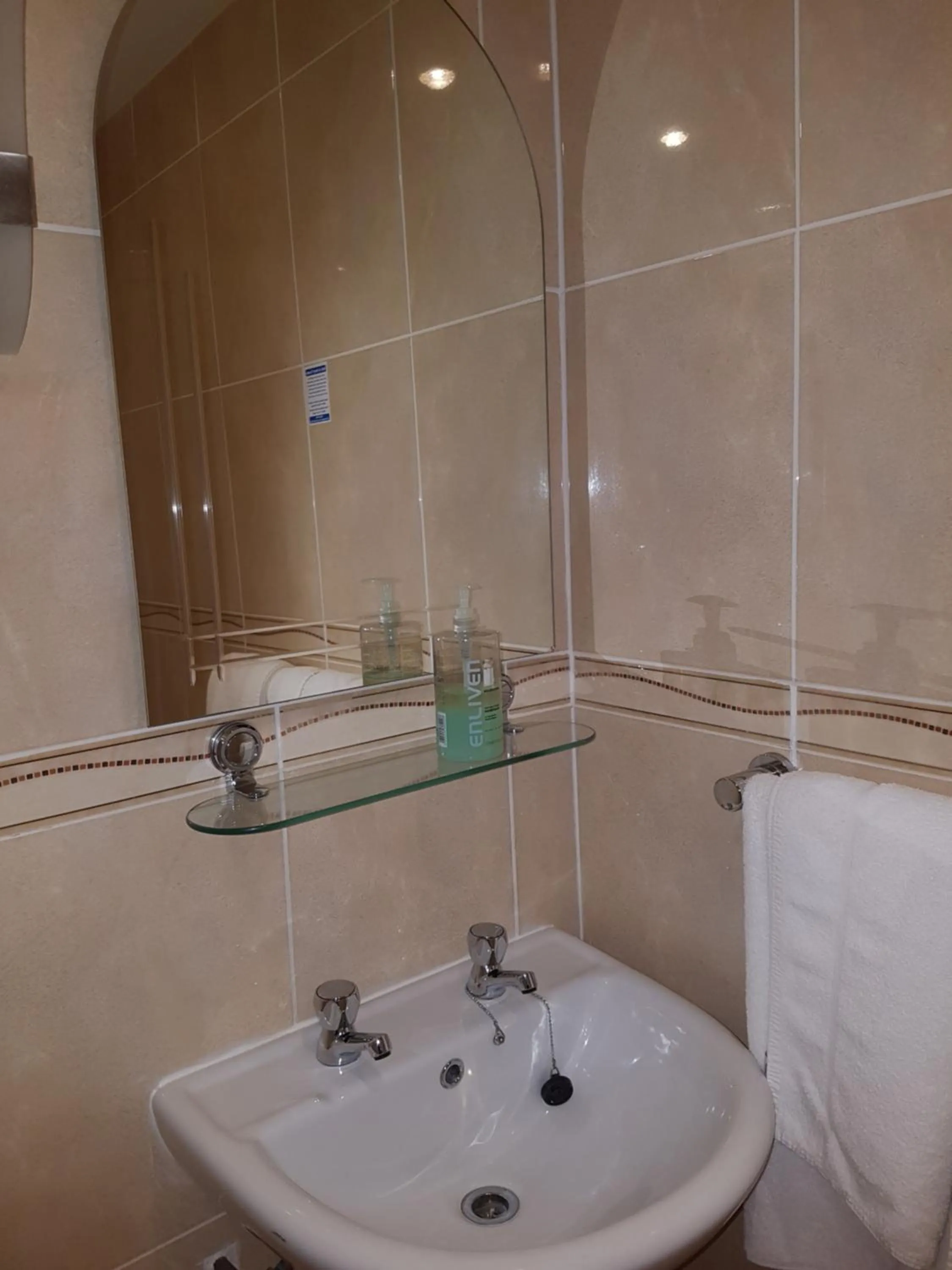 Bathroom in Ardshiel Hotel