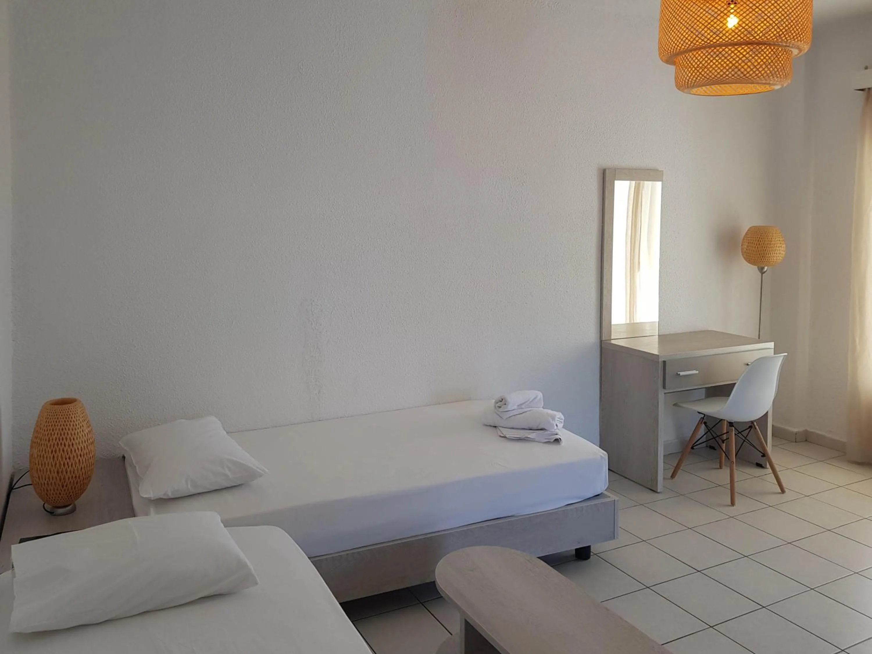 Photo of the whole room, Bed in Alkinoos Beach Hotel