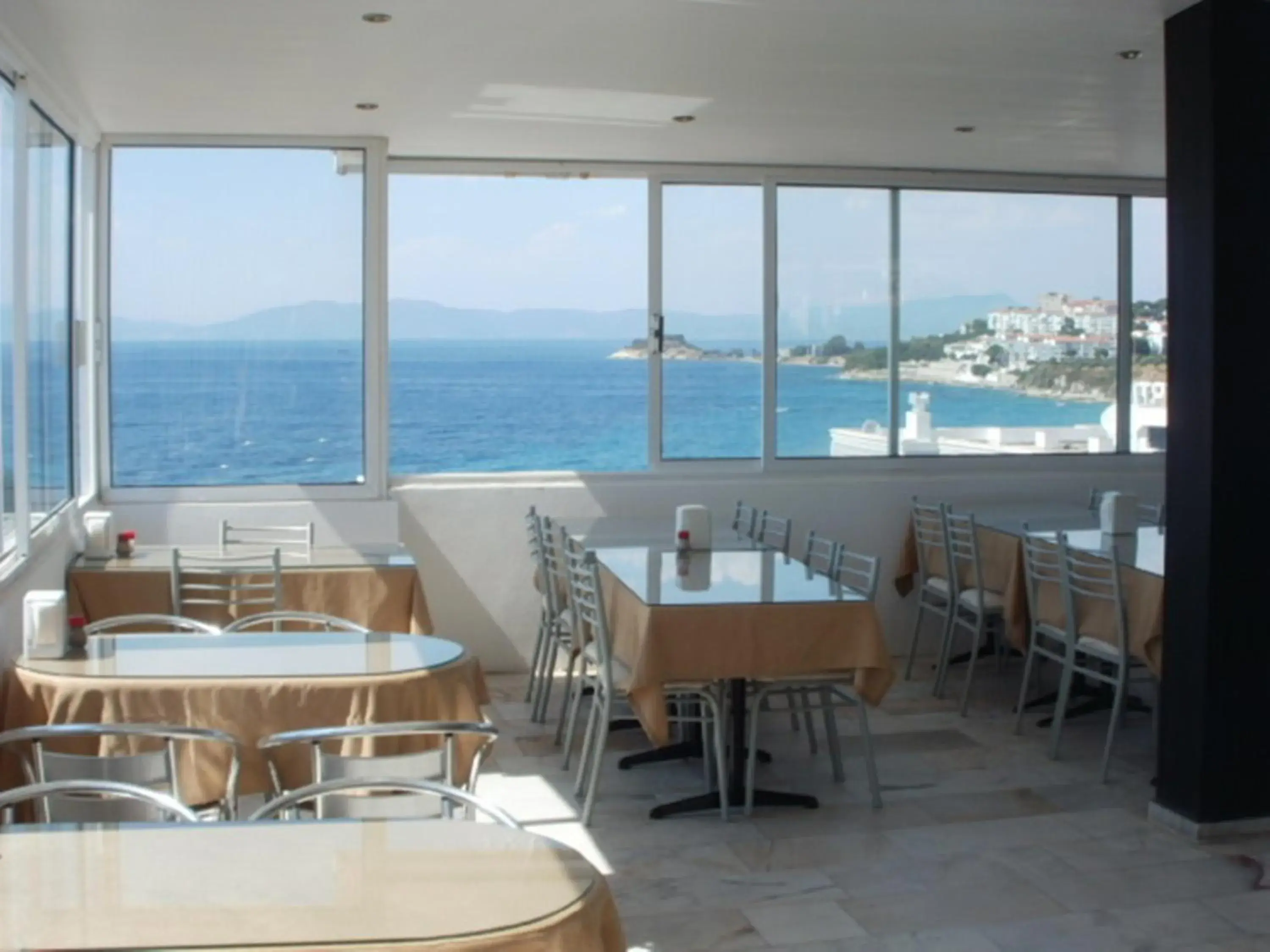 Restaurant/places to eat in Hotel Melike Restaurant/places to eat in Hotel Melike