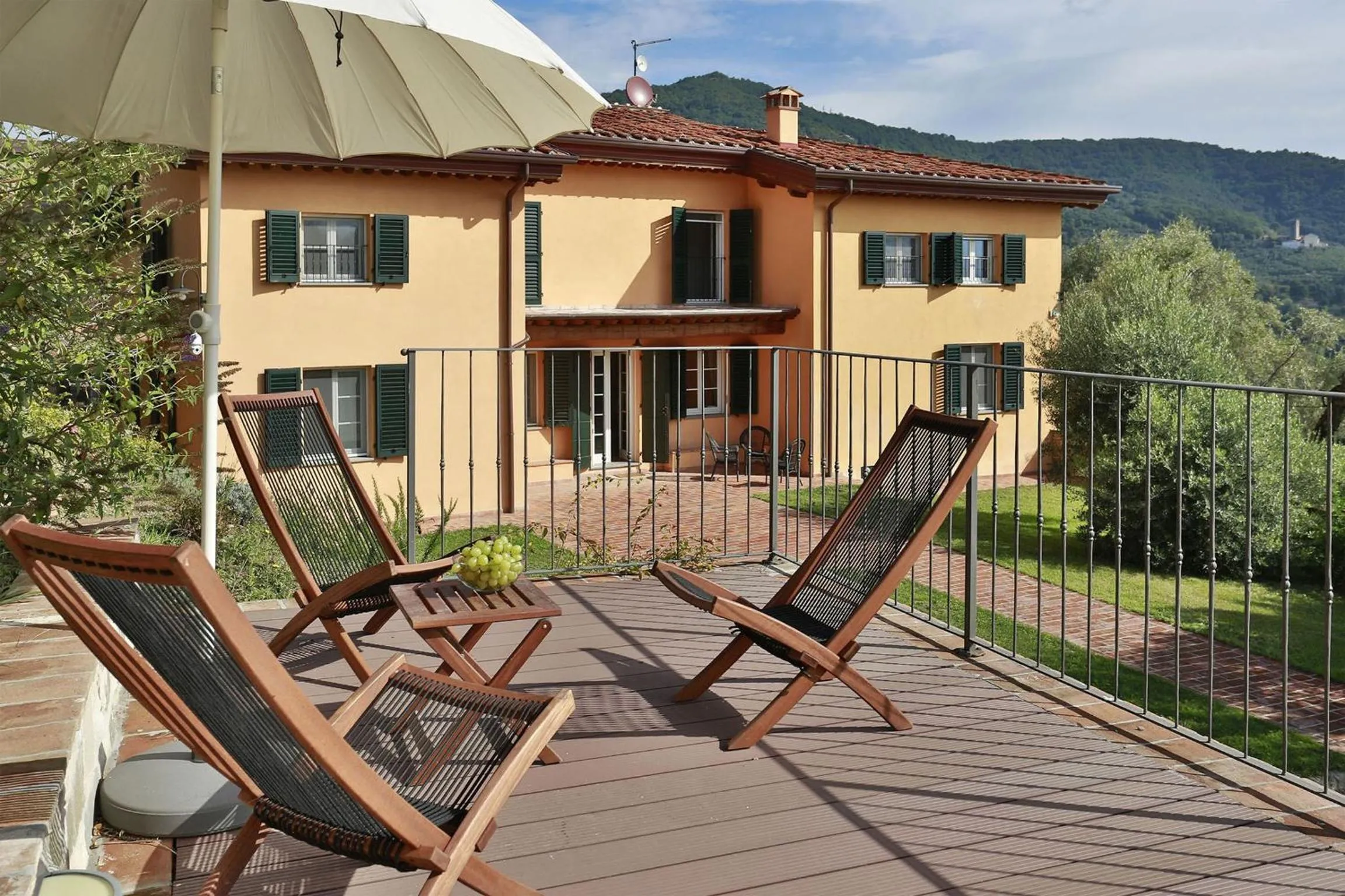 Property building in Santo Stefano 10 by Salogi Villas