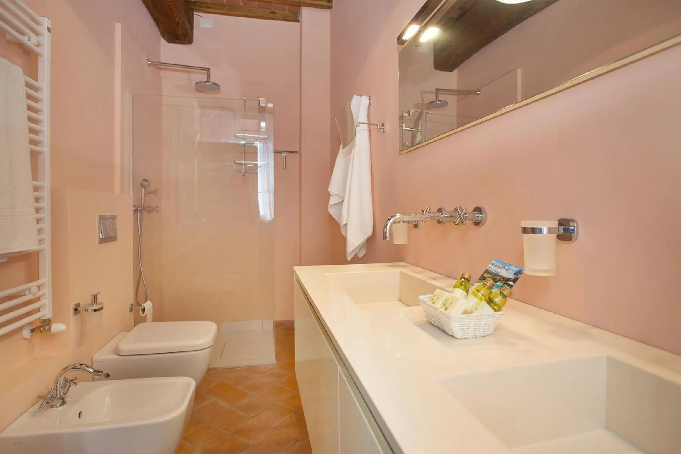Bathroom in Santo Stefano 10 by Salogi Villas