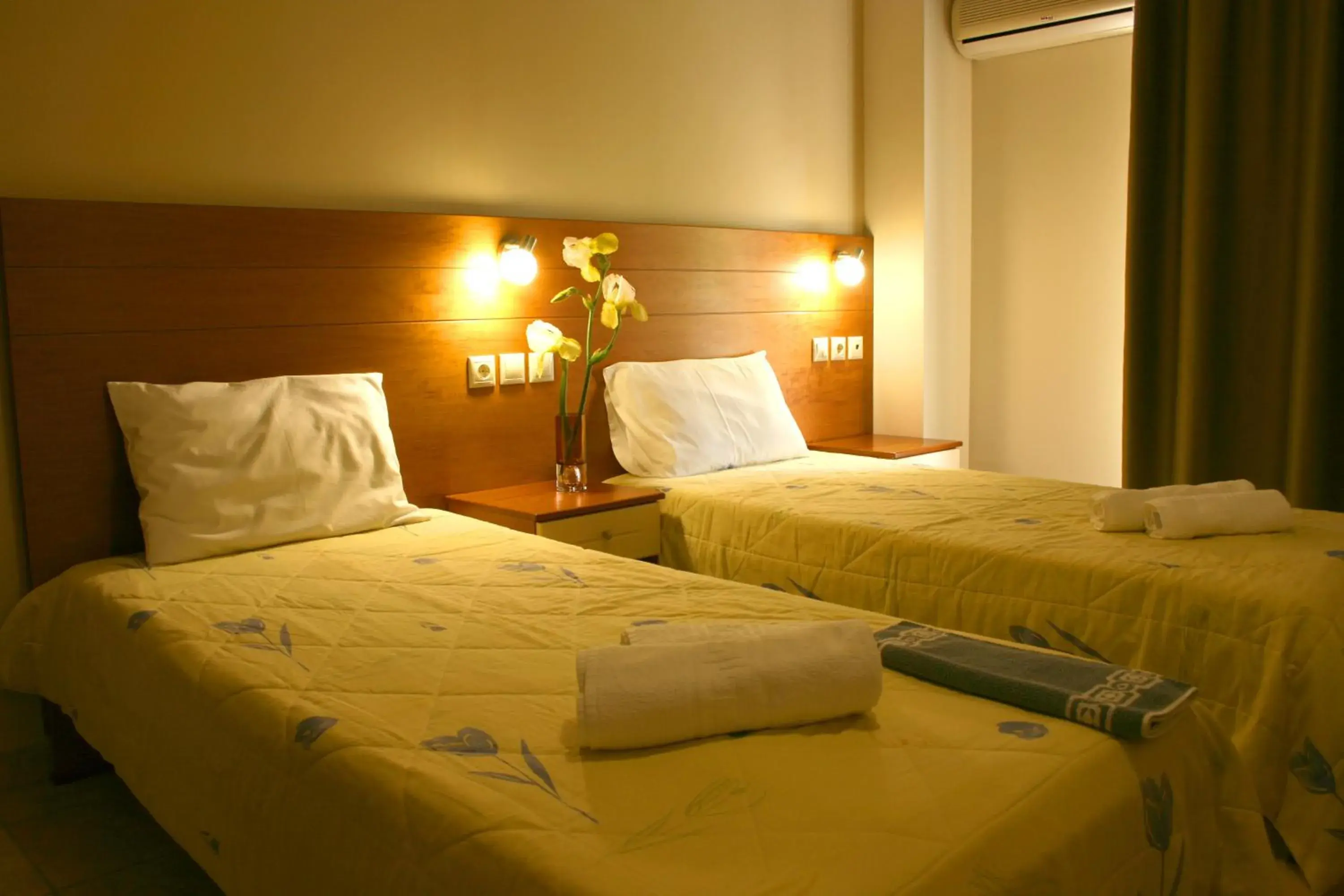 Twin Room in Rea Hotel Twin Room in Rea Hotel