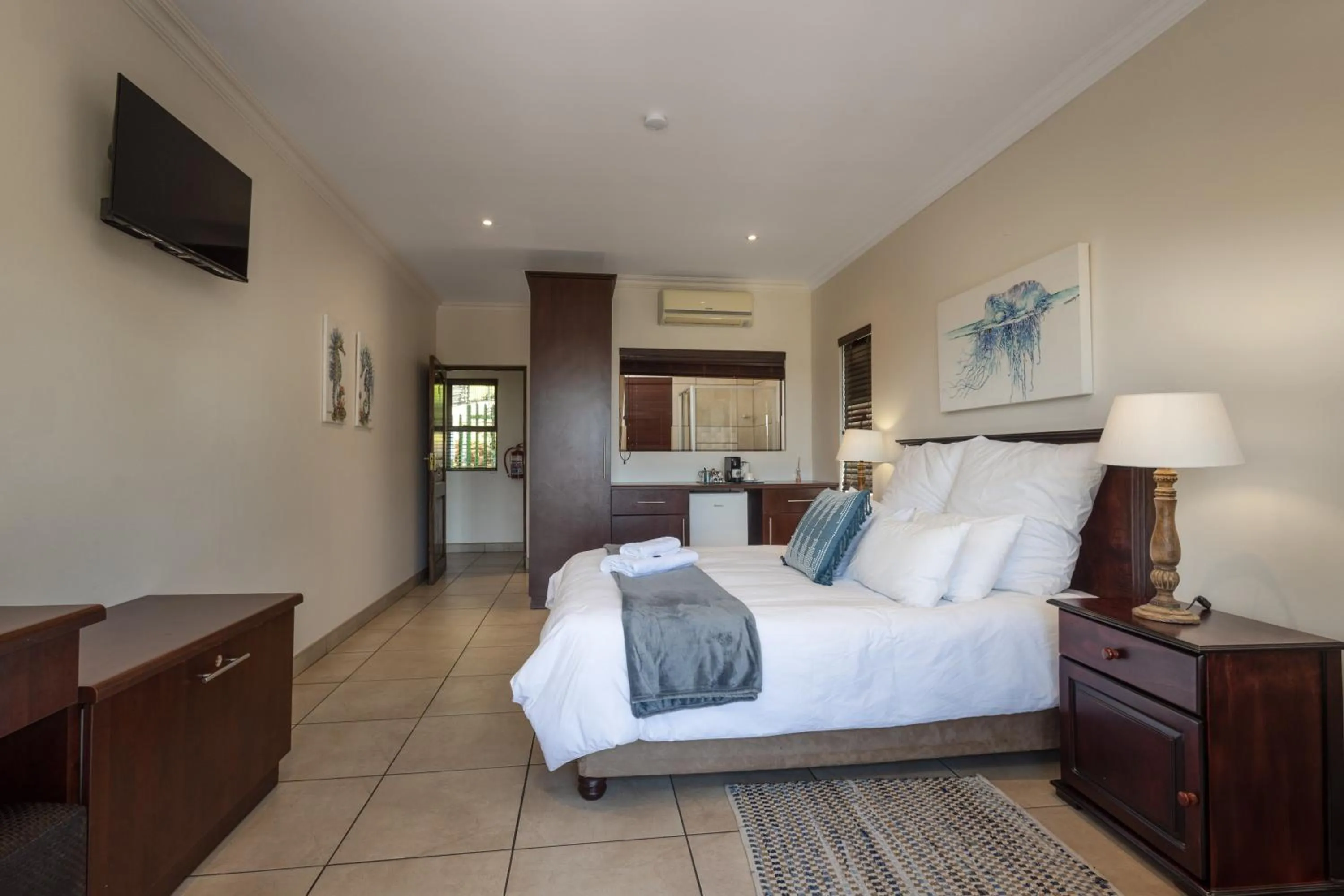 TV and multimedia, Bed in La Lucia BnB