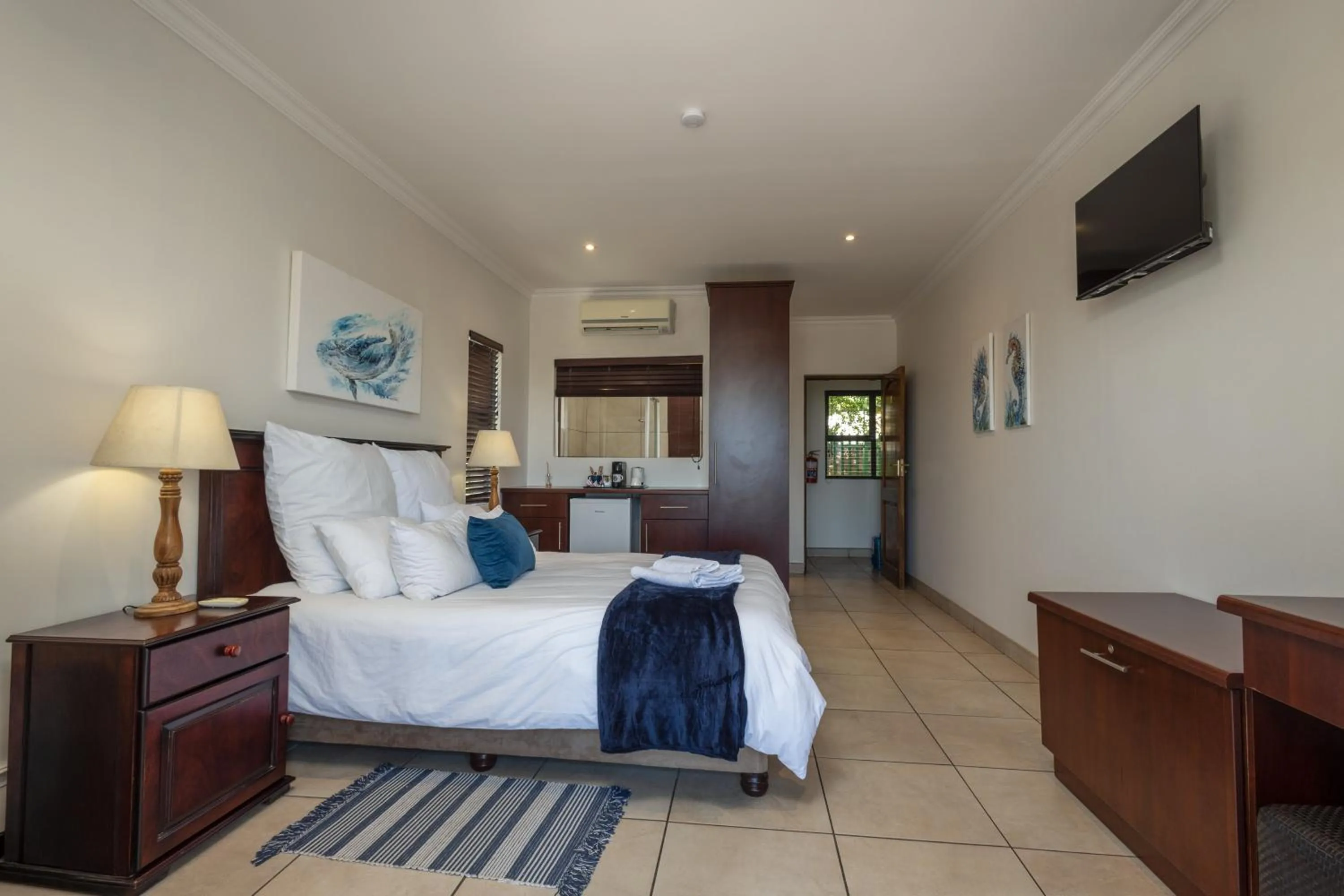 TV and multimedia, Bed in La Lucia BnB