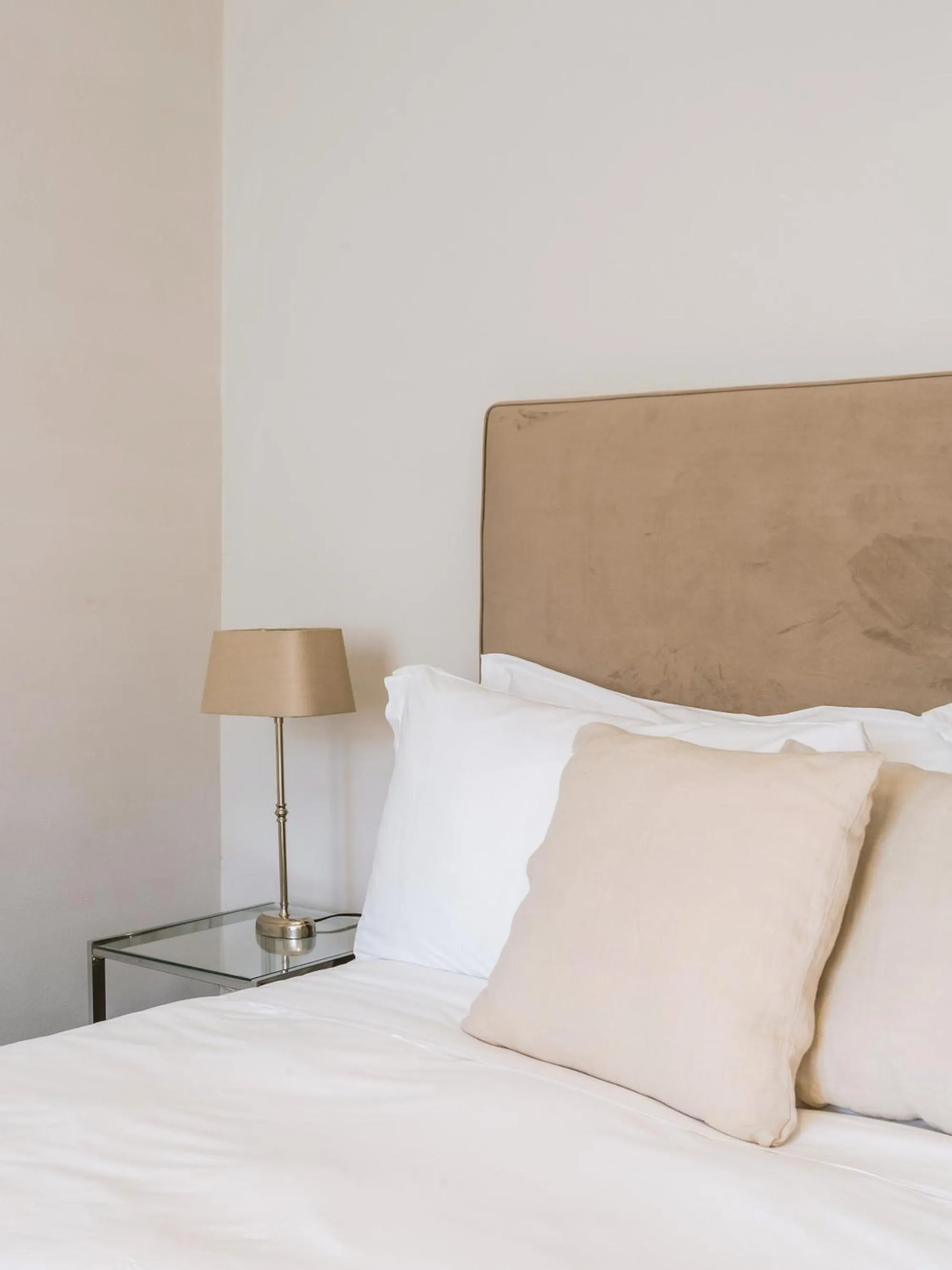 Bed in Villa Borgovecchio B&B