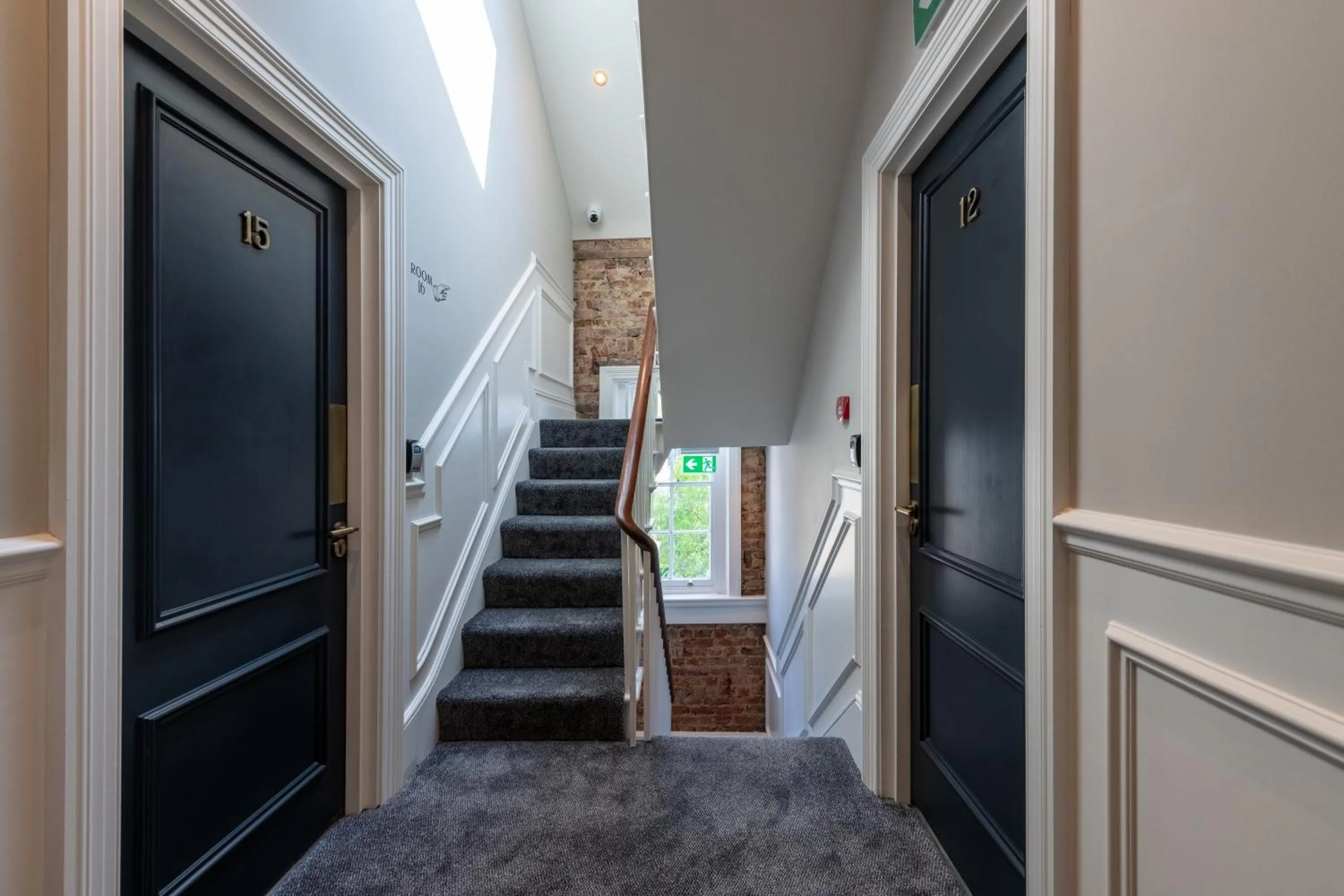 The Crown Pub & Guesthouse