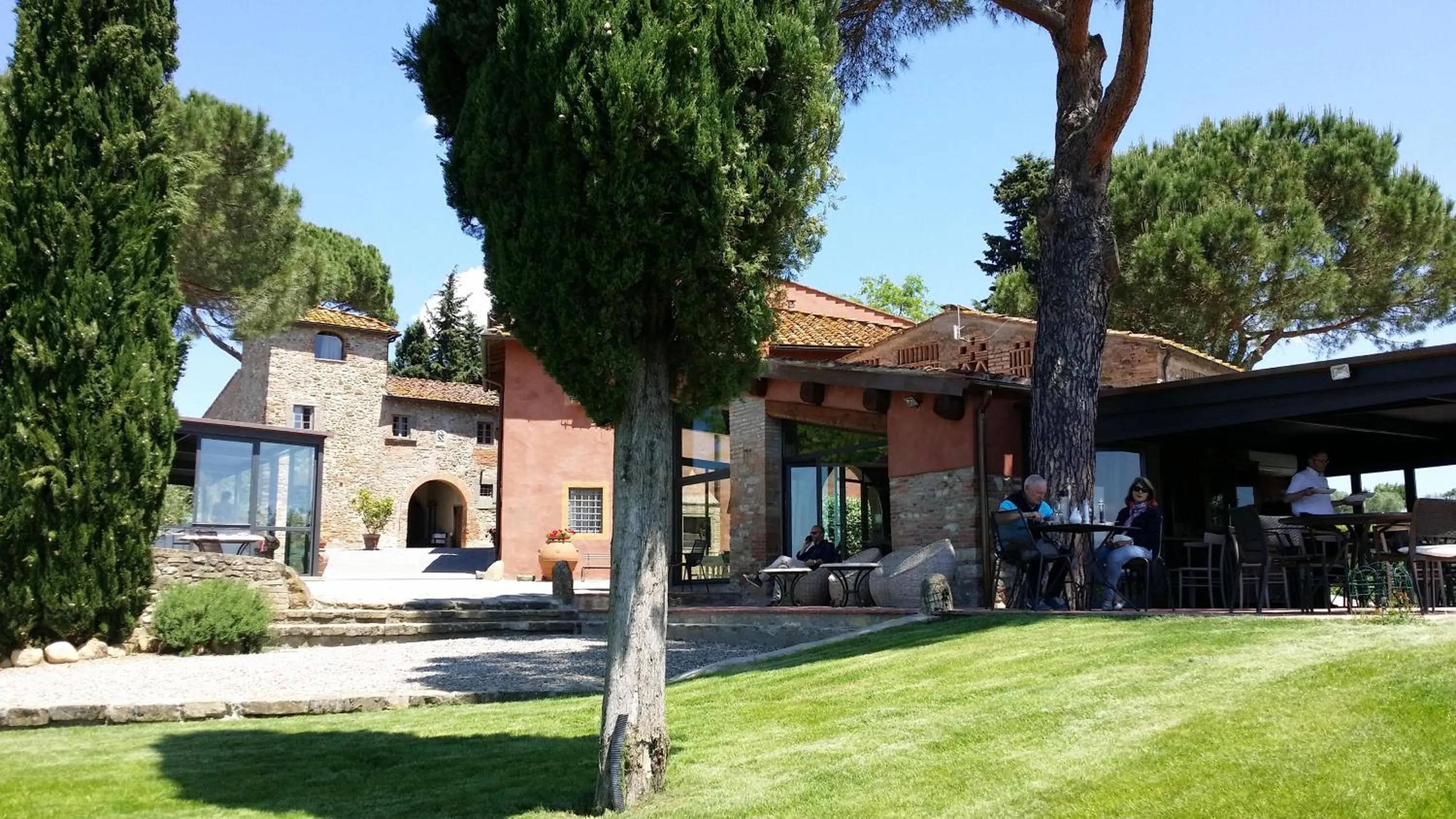 Restaurant/places to eat in Salvadonica