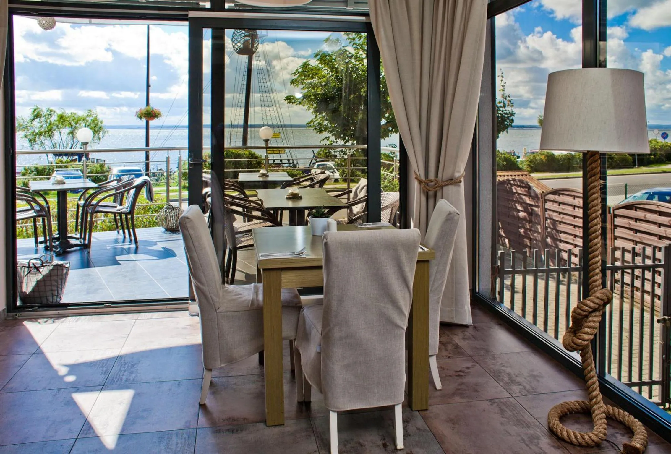 Restaurant/places to eat in Hotel 77 Restauracja Spa