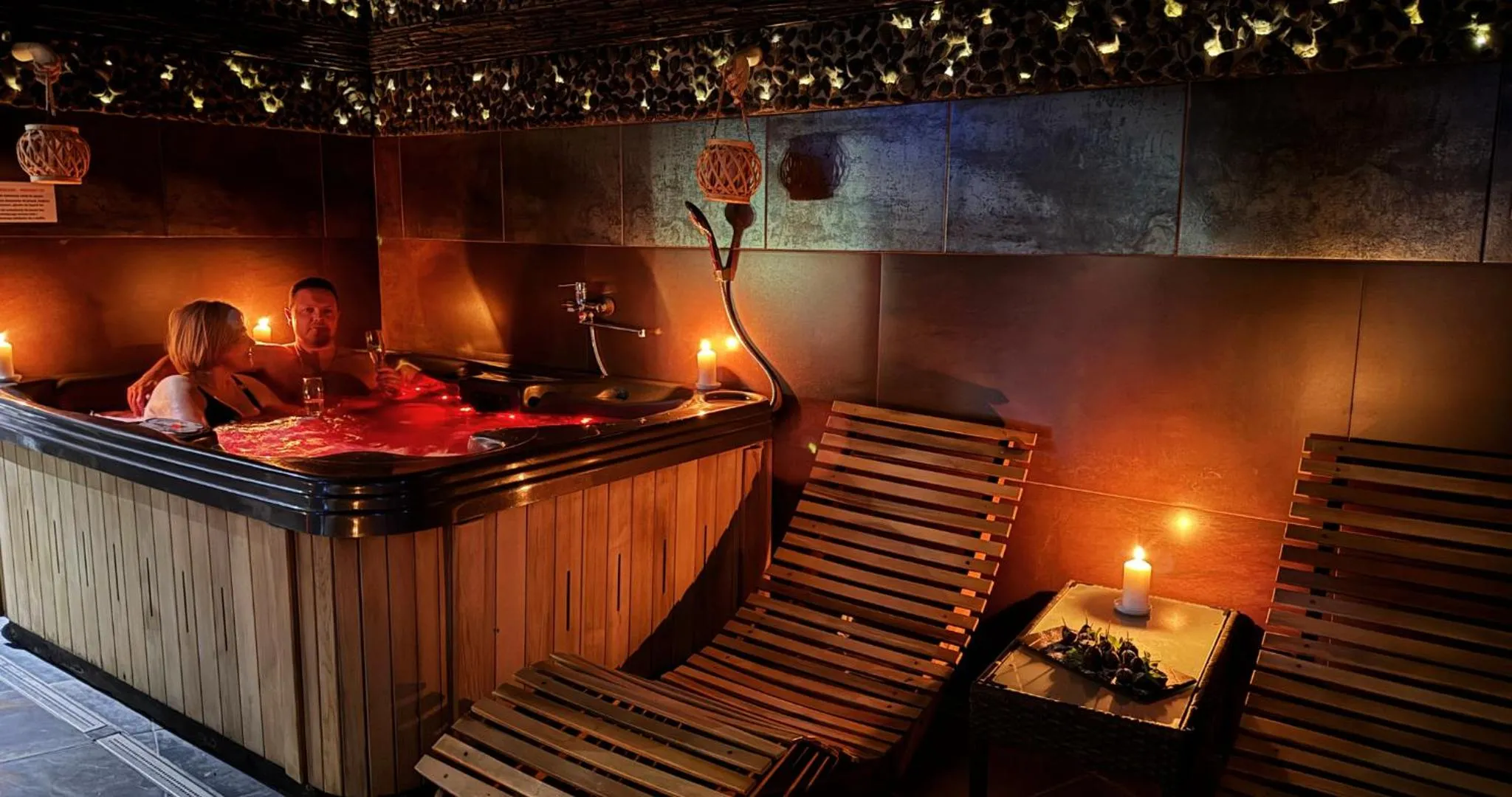 Spa and wellness centre/facilities in Hotel 77 Restauracja Spa