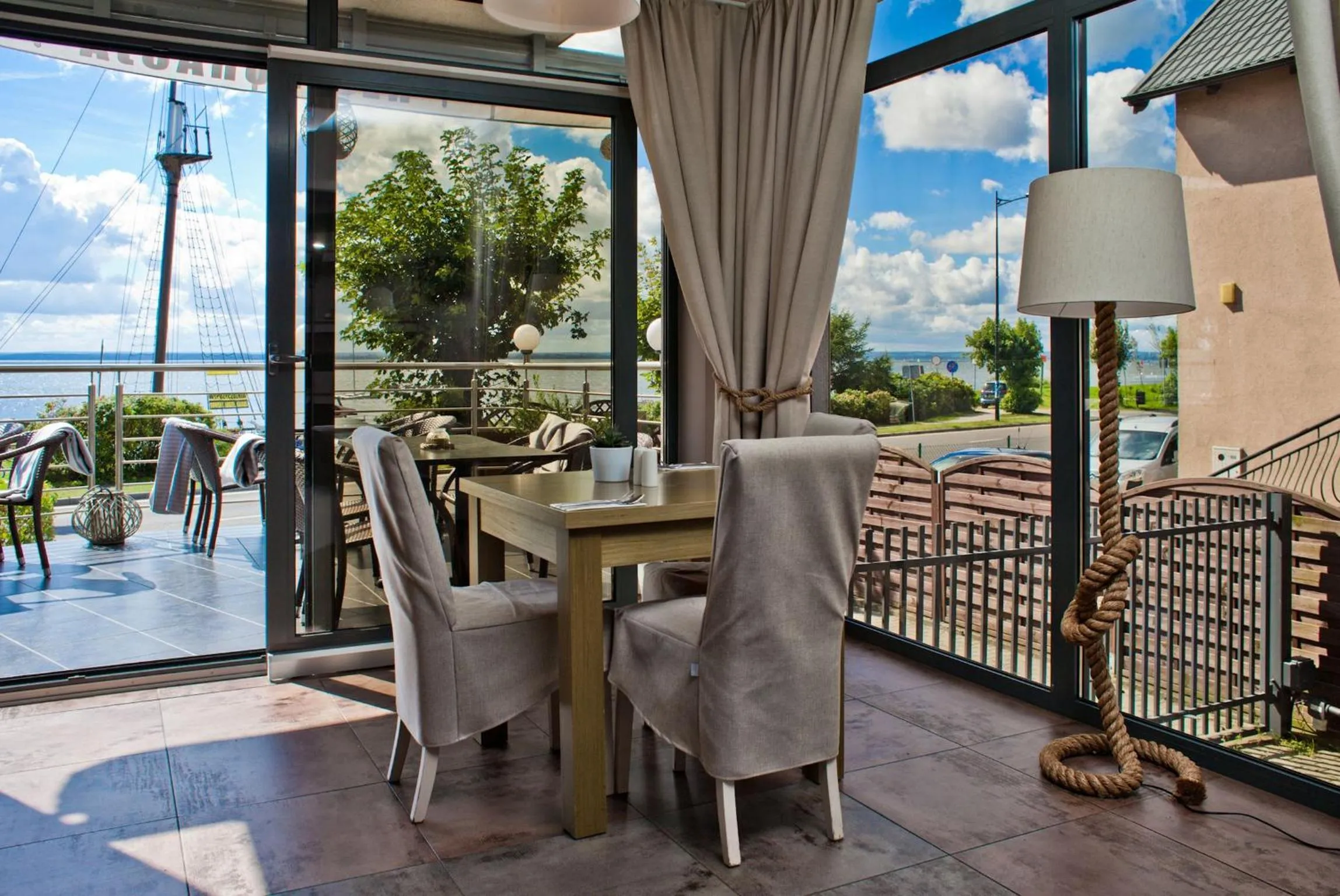 Restaurant/places to eat in Hotel 77 Restauracja Spa
