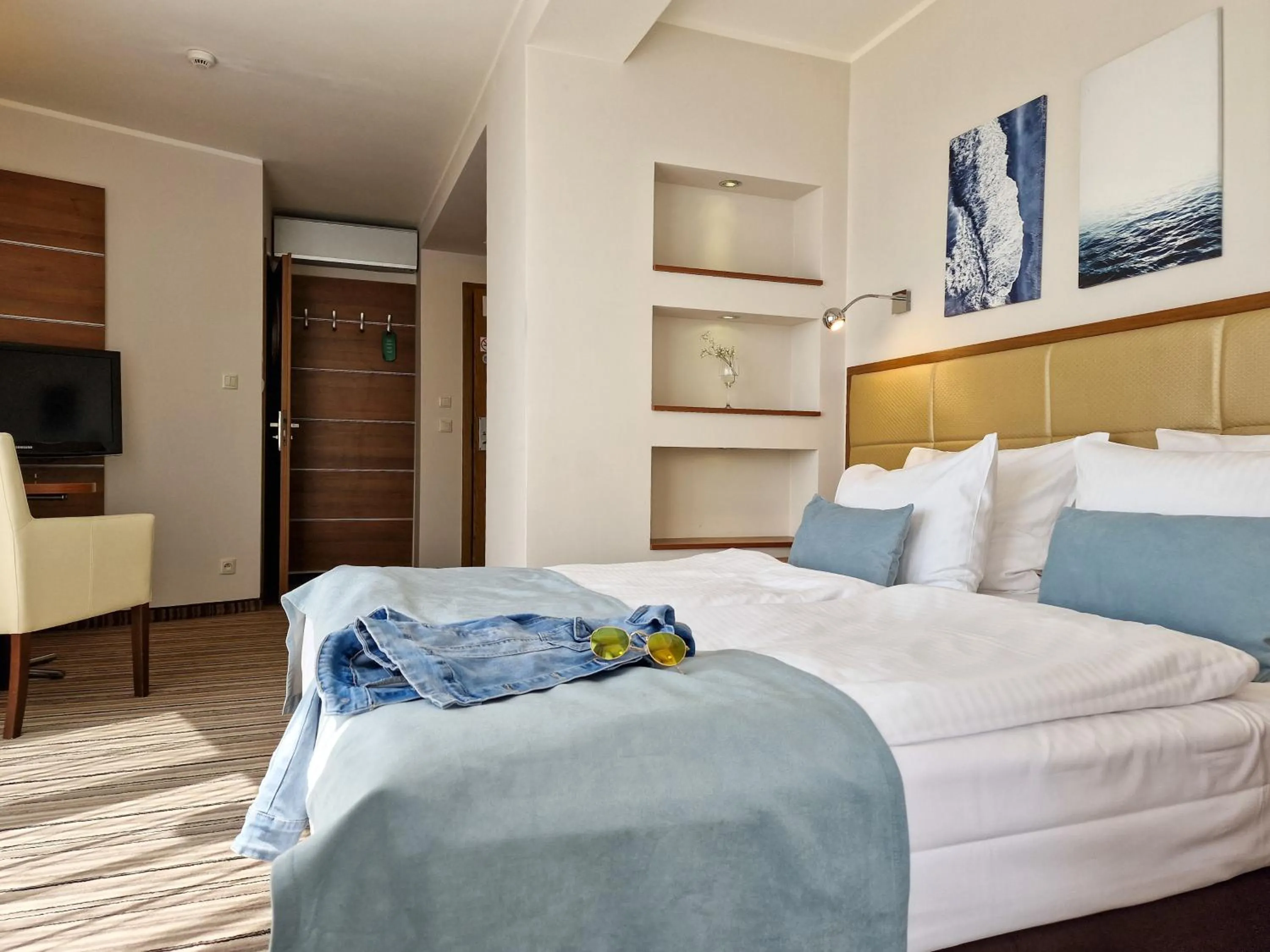Bed in Hotel 77 Restauracja Spa