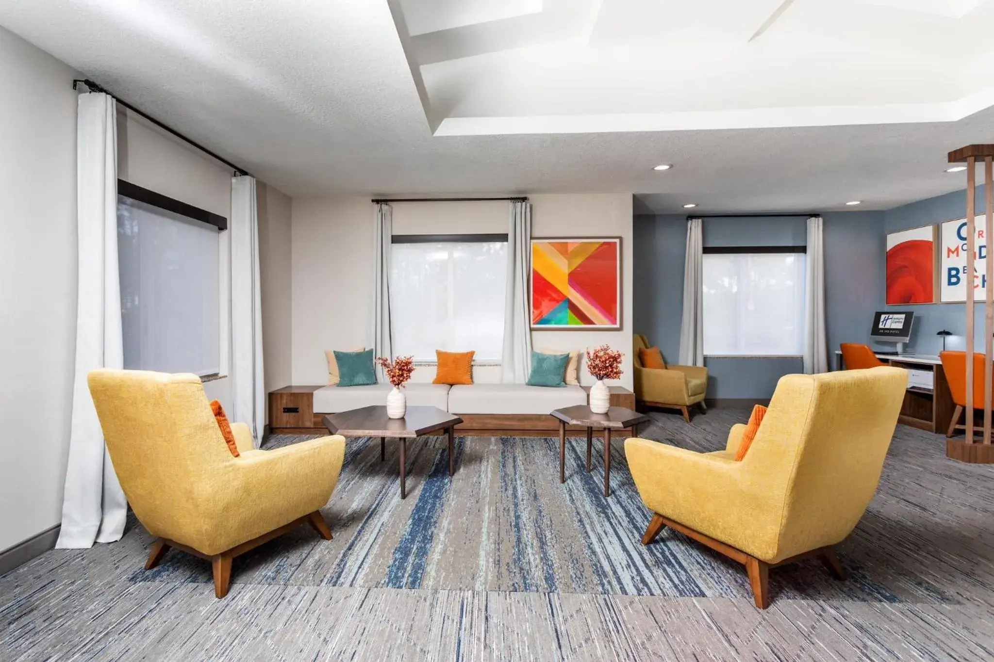 Property building in Holiday Inn Express & Suites Ormond Beach - North Daytona by IHG Property building in Holiday Inn Express & Suites Ormond Beach - North Daytona by IHG