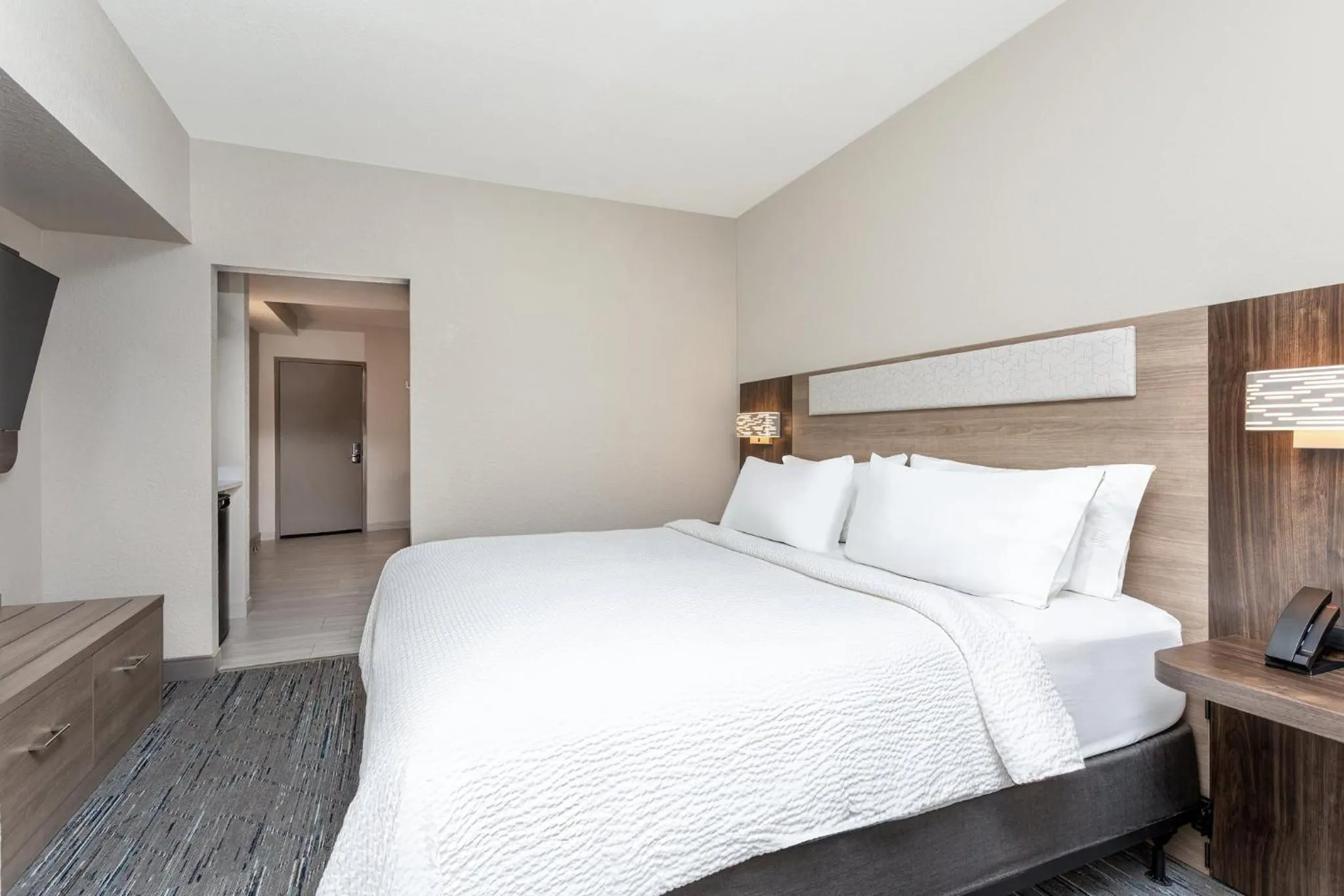 Bedroom, Bed in Holiday Inn Express & Suites Ormond Beach - North Daytona by IHG