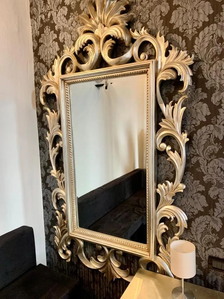 Decorative detail in Hotel Bella 'Mbriana