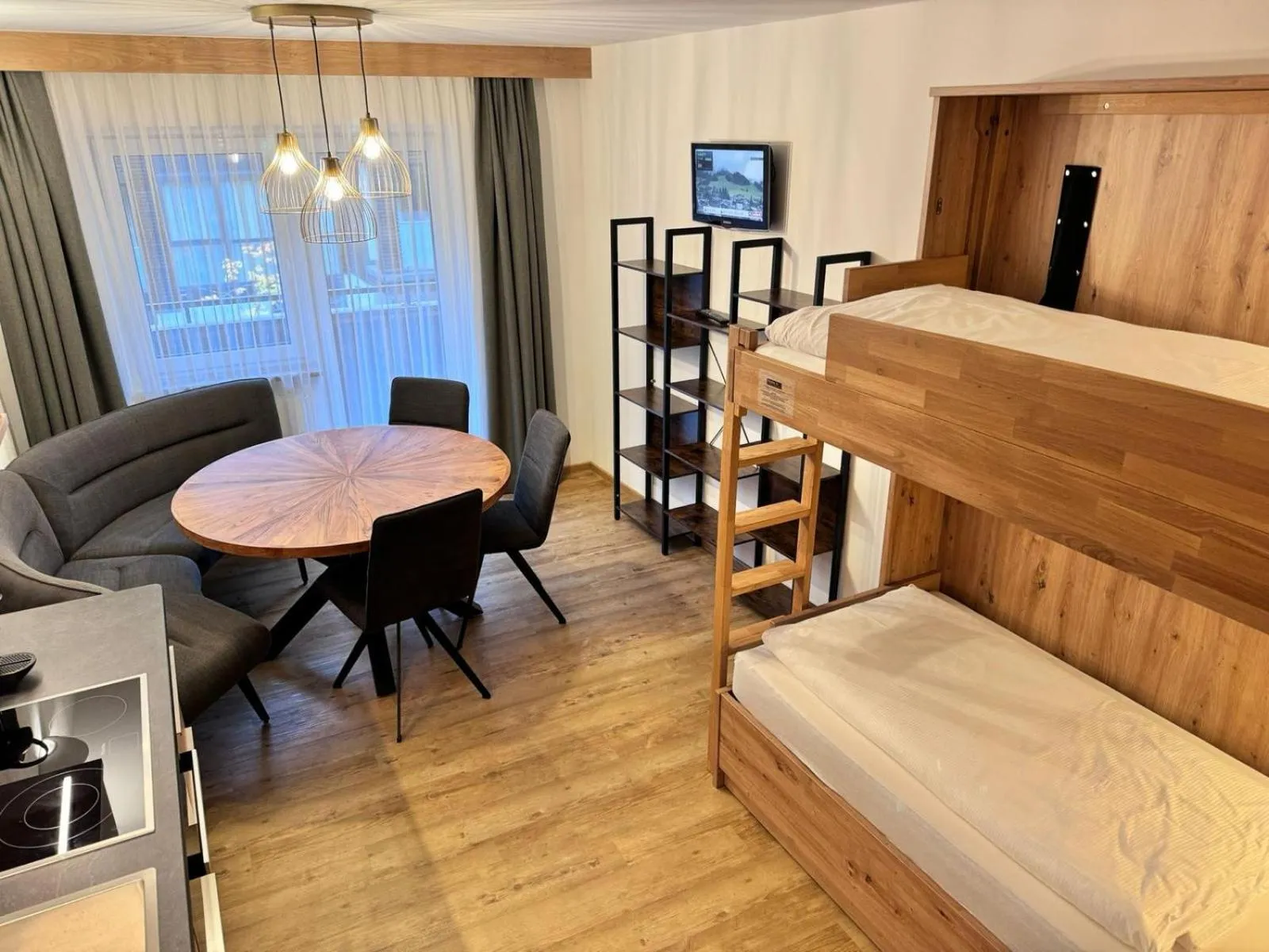 Bed in Pension Ahorn