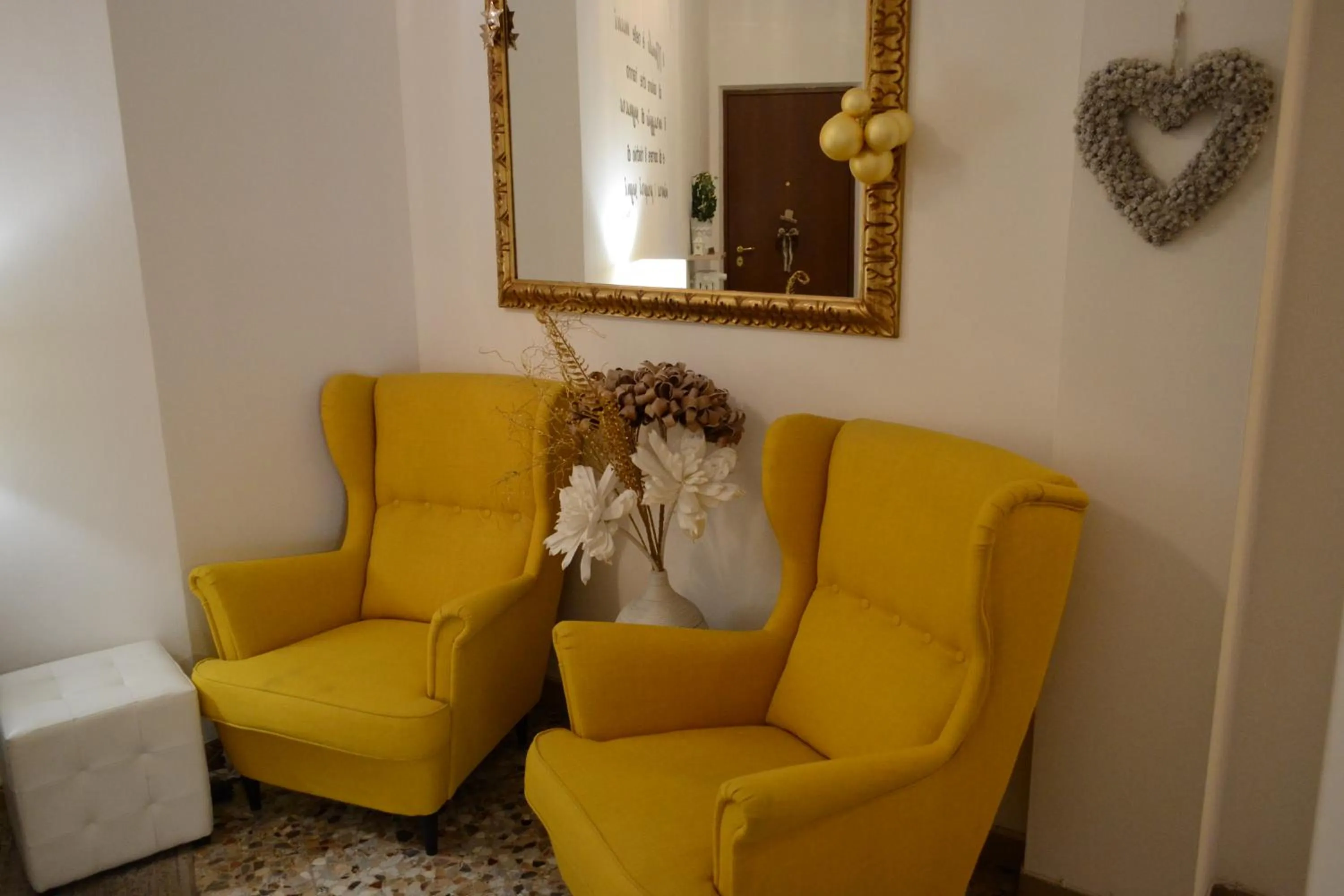 Communal lounge/ TV room in Casa Isabella