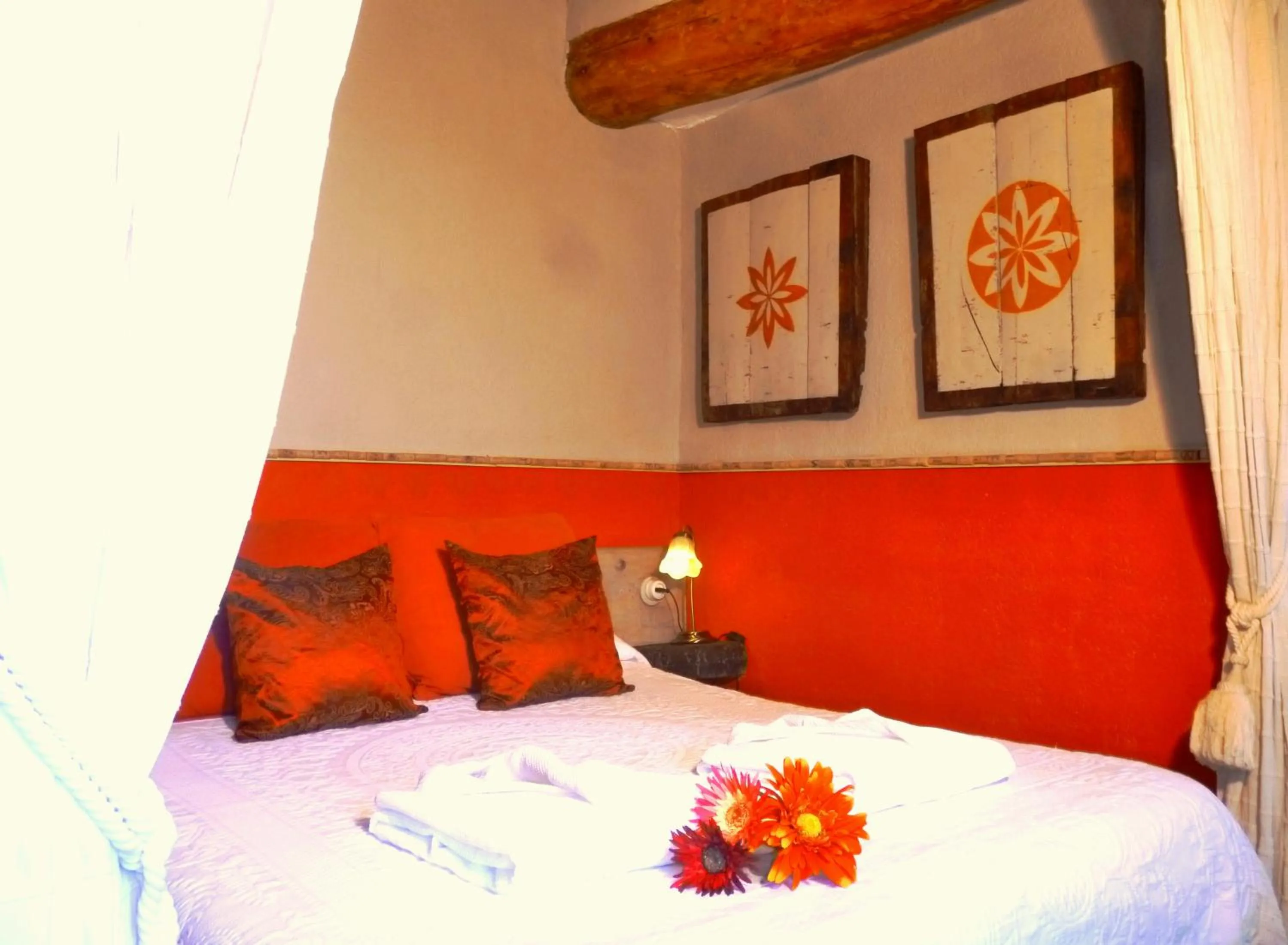 Bed in Les Vinyes Alojamiento Rural Boutique & SPA