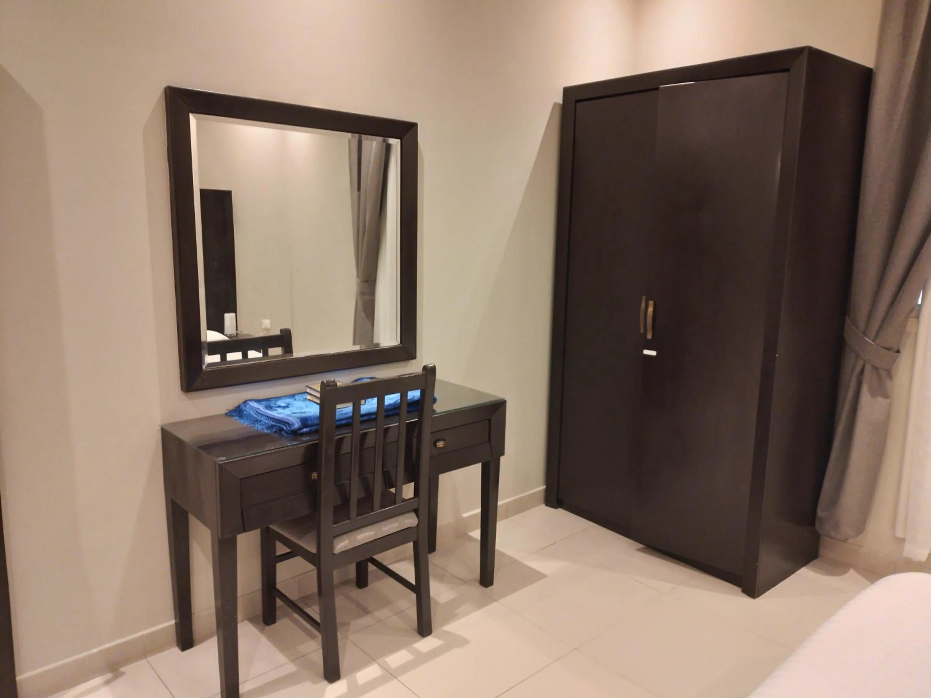 wardrobe in Dar Ayar Serviced Apartments