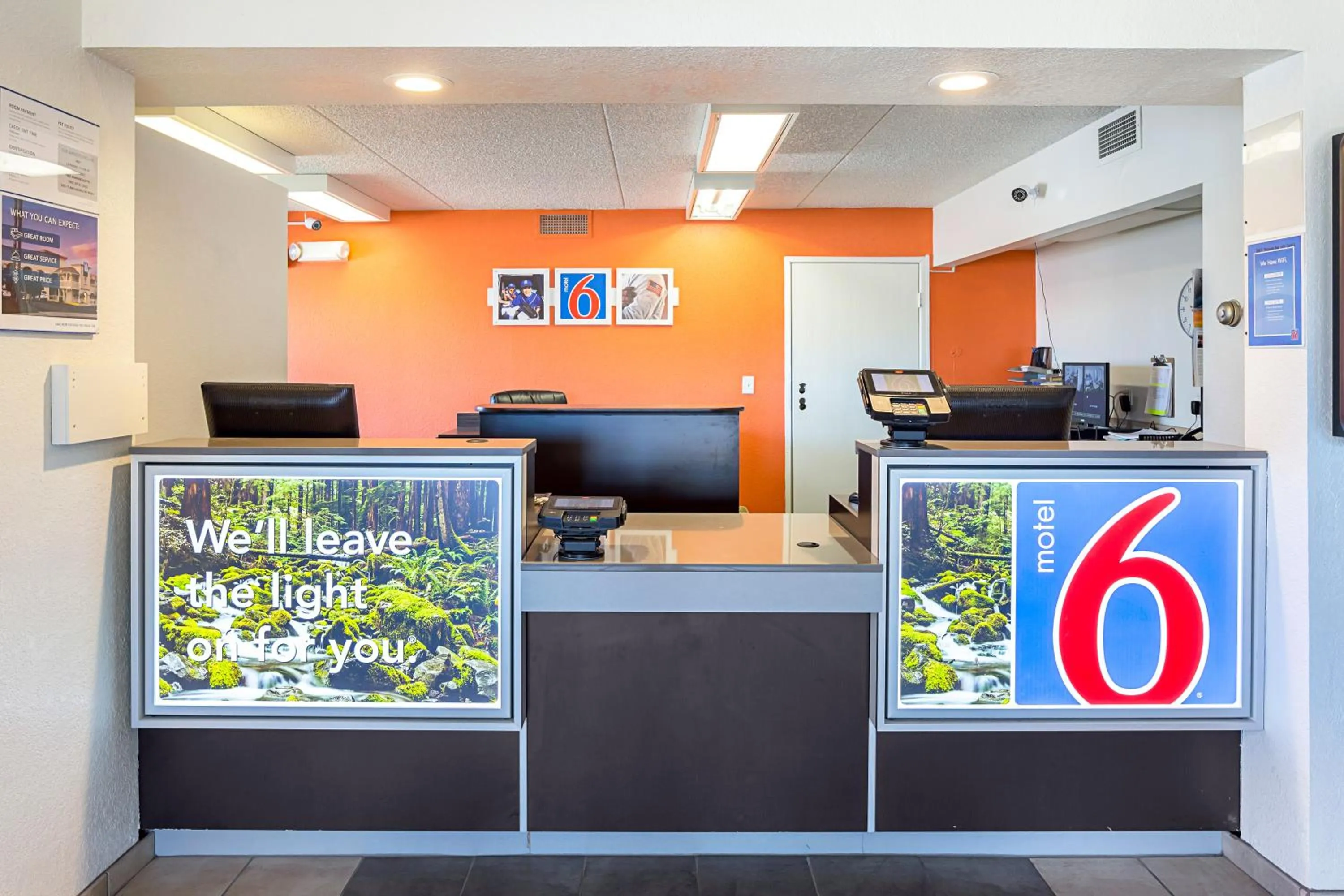 Lobby or reception in Motel 6-Spokane, WA - East