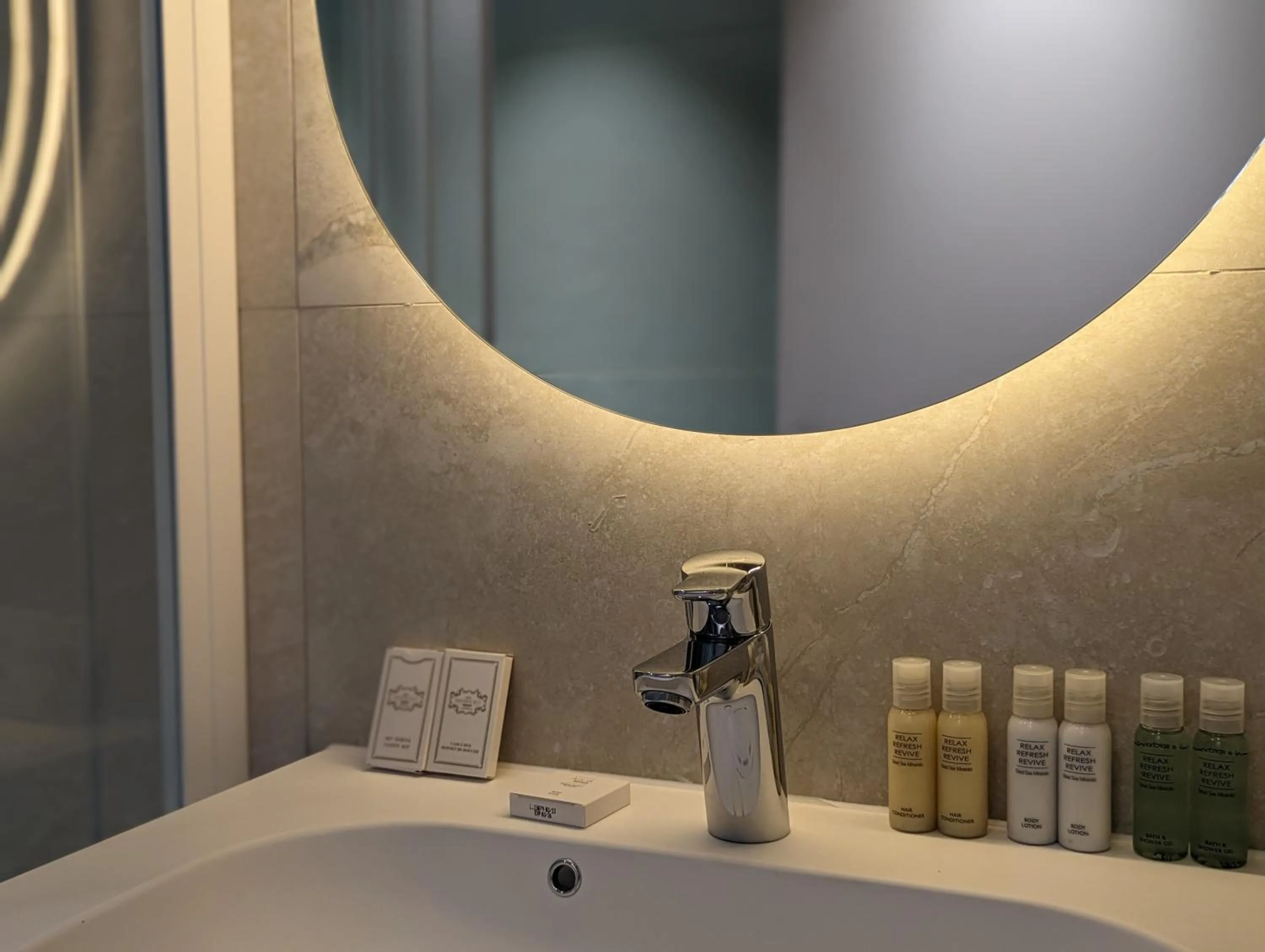 Bavaria Blu Hotel and Conference Centre