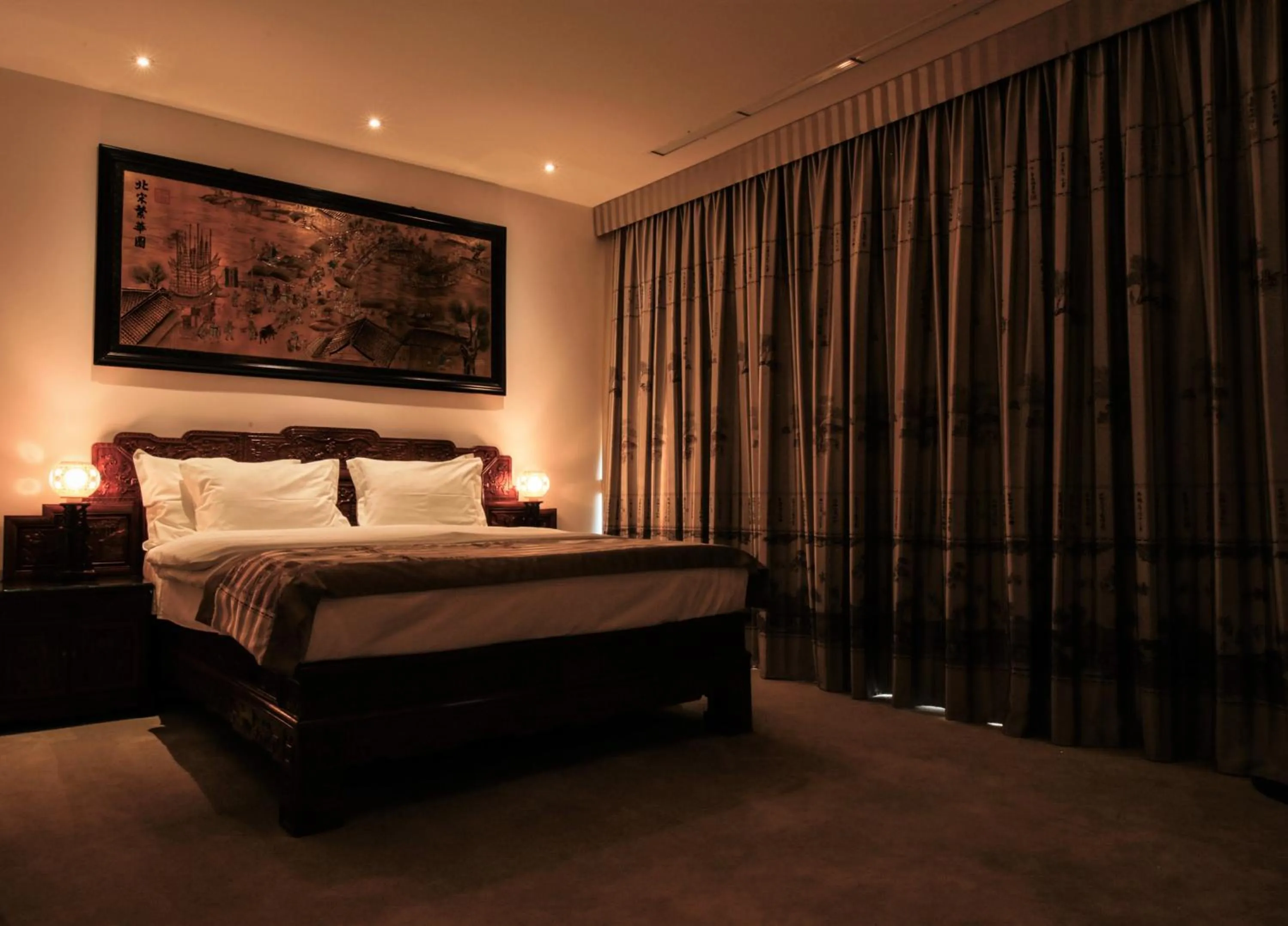 Bed in Bavaria Blu Hotel and Conference Centre