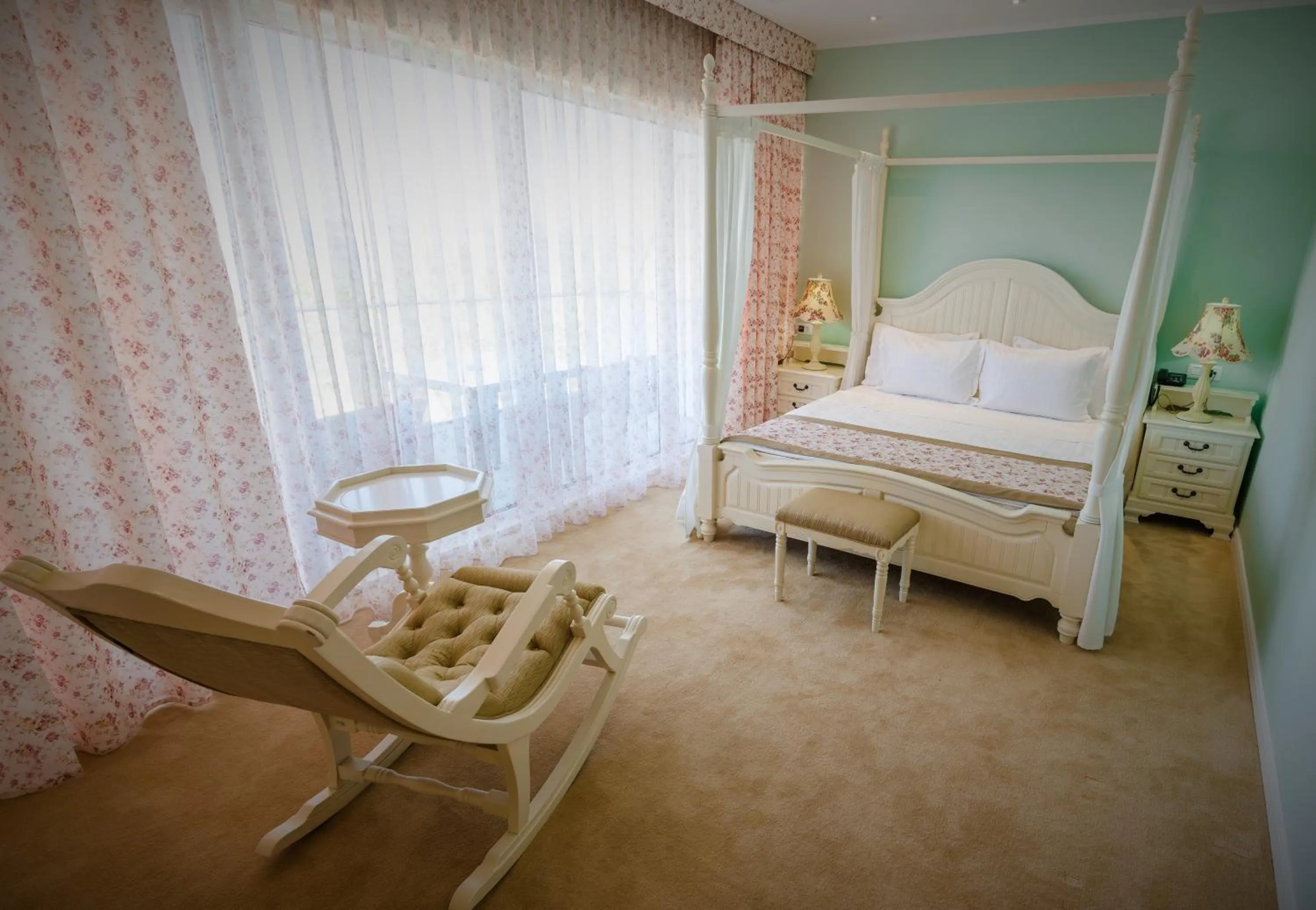 Bed in Bavaria Blu Hotel and Conference Centre