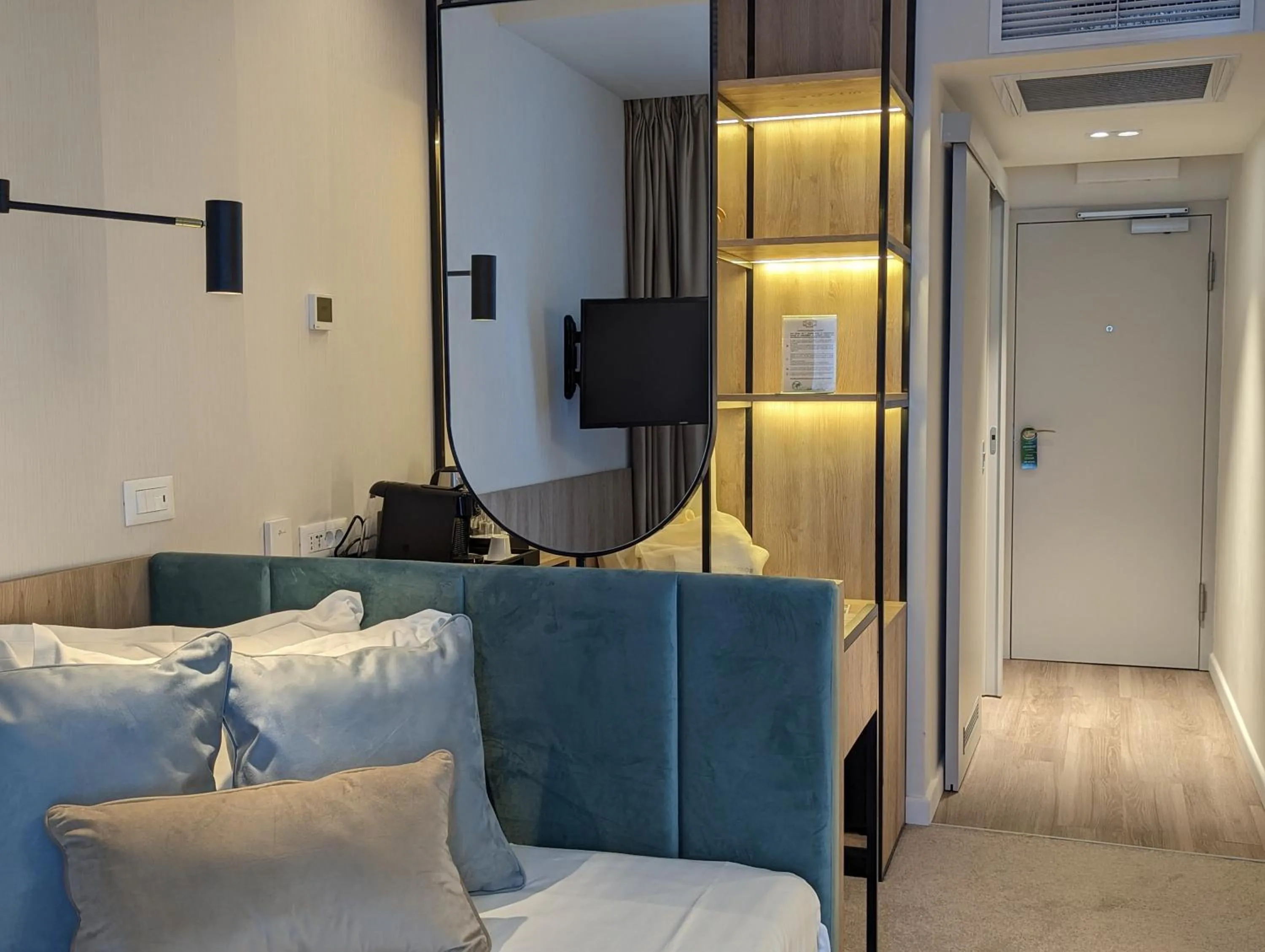 Bavaria Blu Hotel and Conference Centre