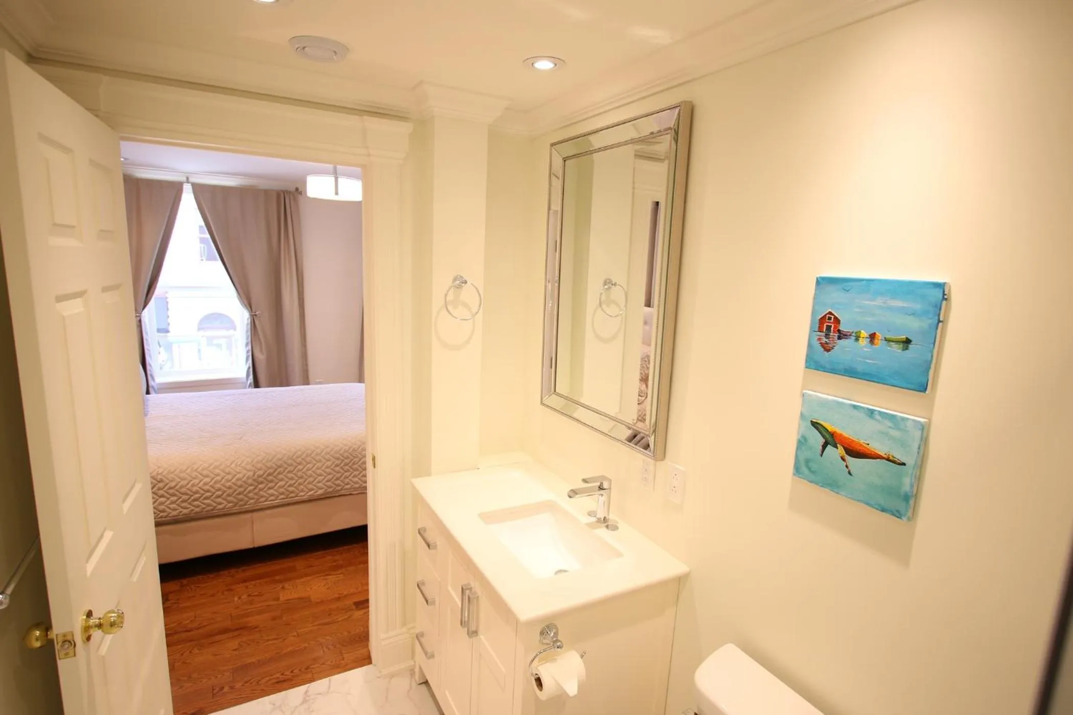 Bed in Water Street Condos