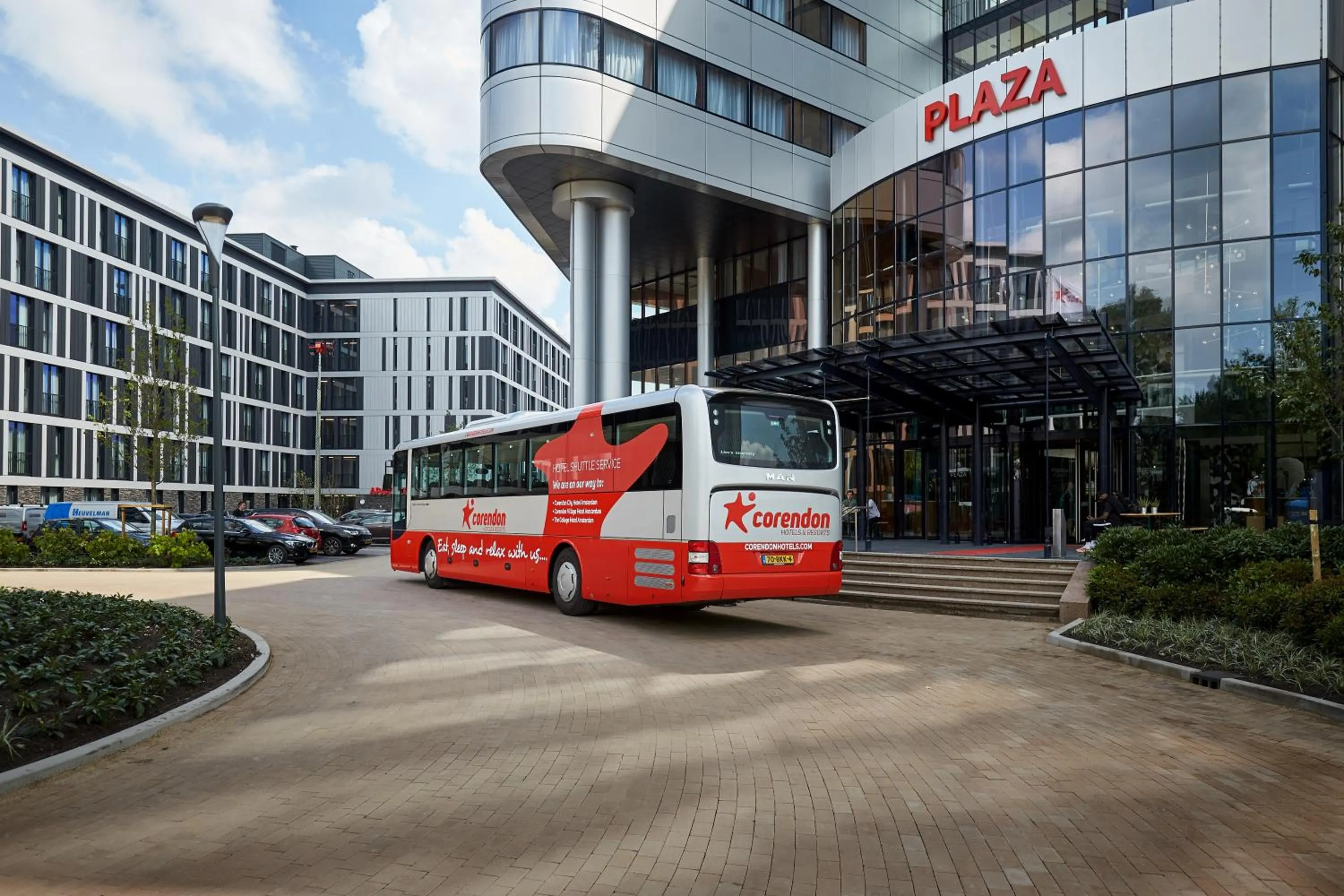 shuttle in Corendon Urban Amsterdam Schiphol Airport Hotel