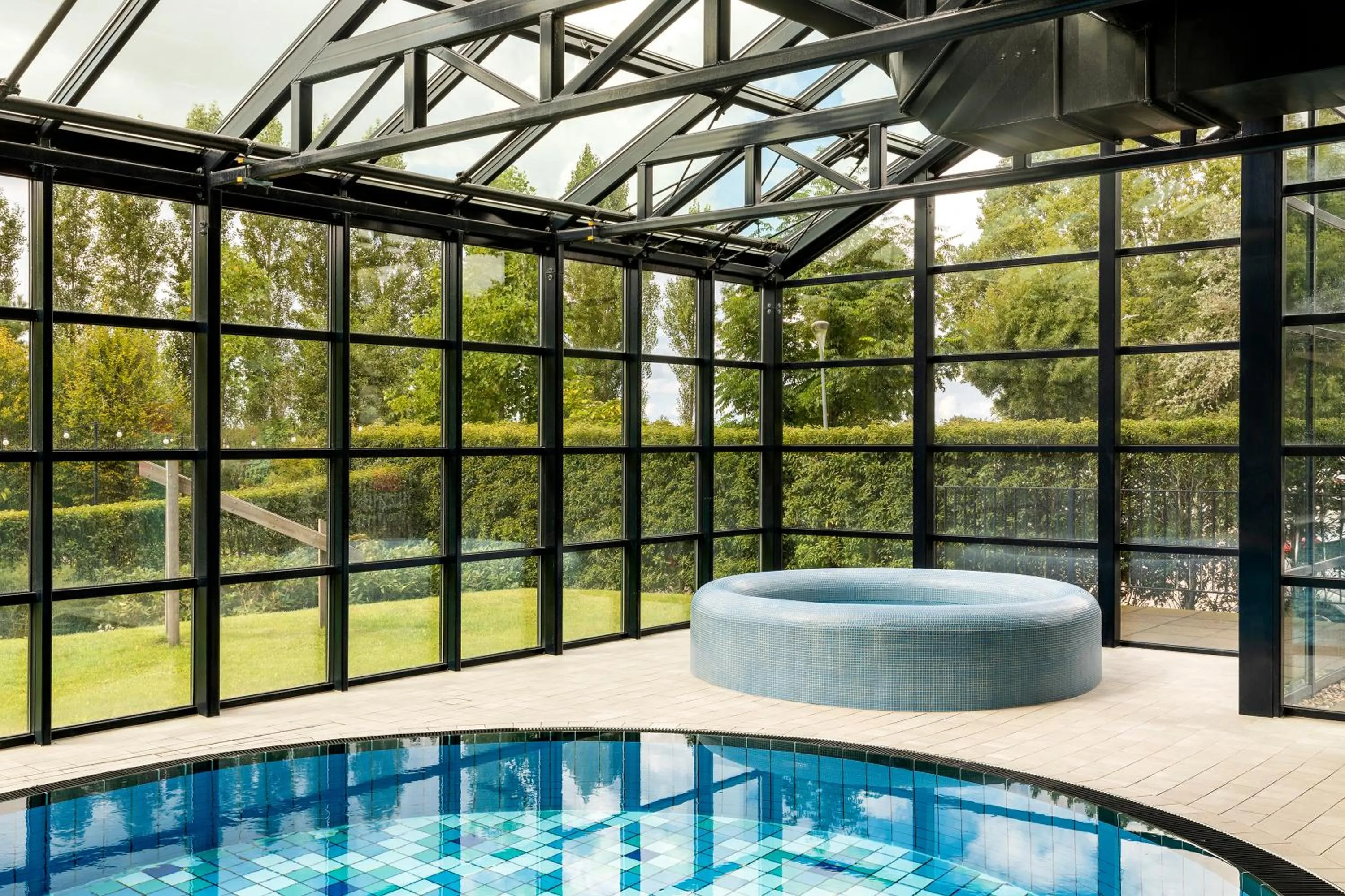 Swimming pool in Corendon Urban Amsterdam Schiphol Airport Hotel