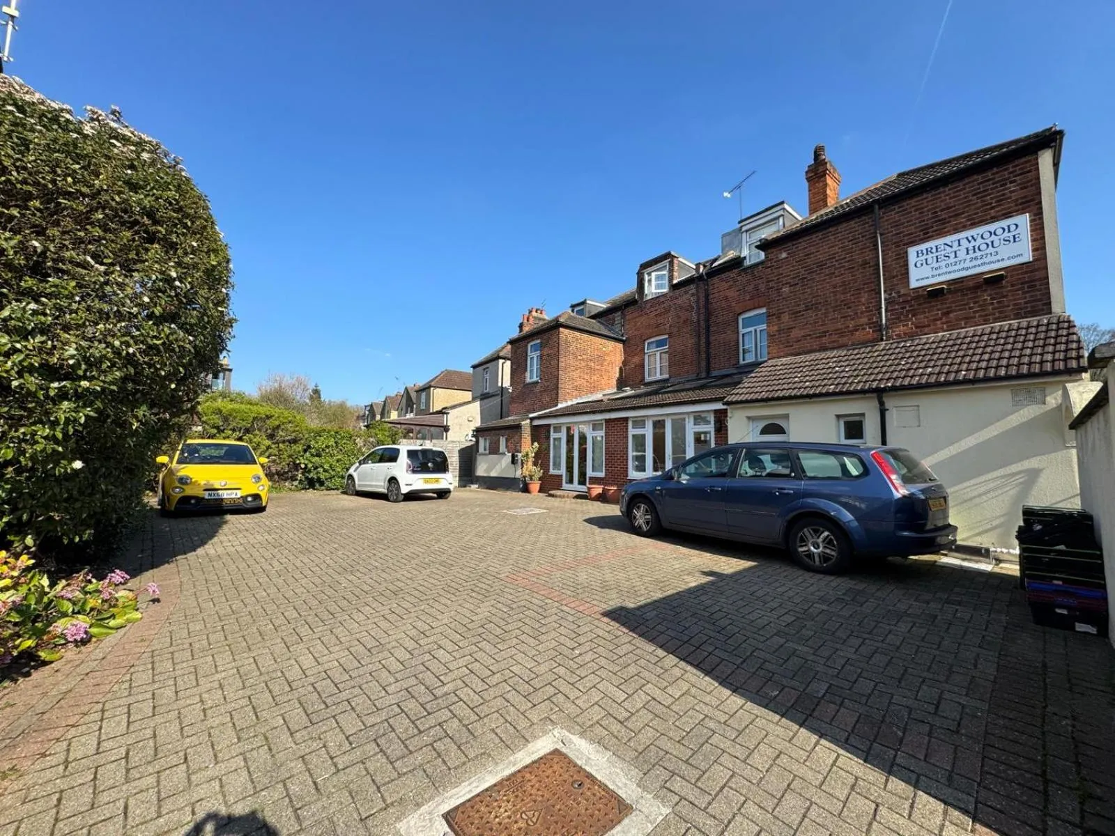 Brentwood Hotel & Apartments