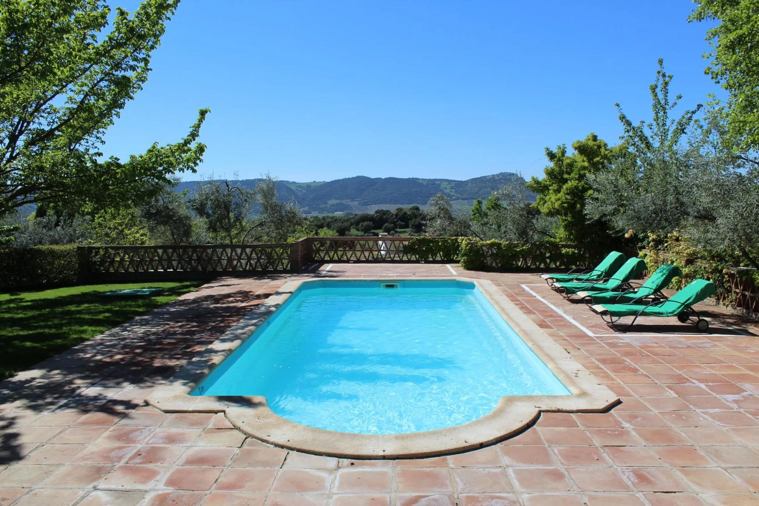 Pool view in Los Picachos 10