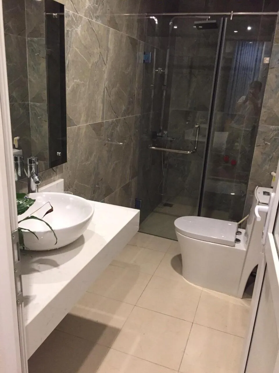 Bathroom in Hotel Royal