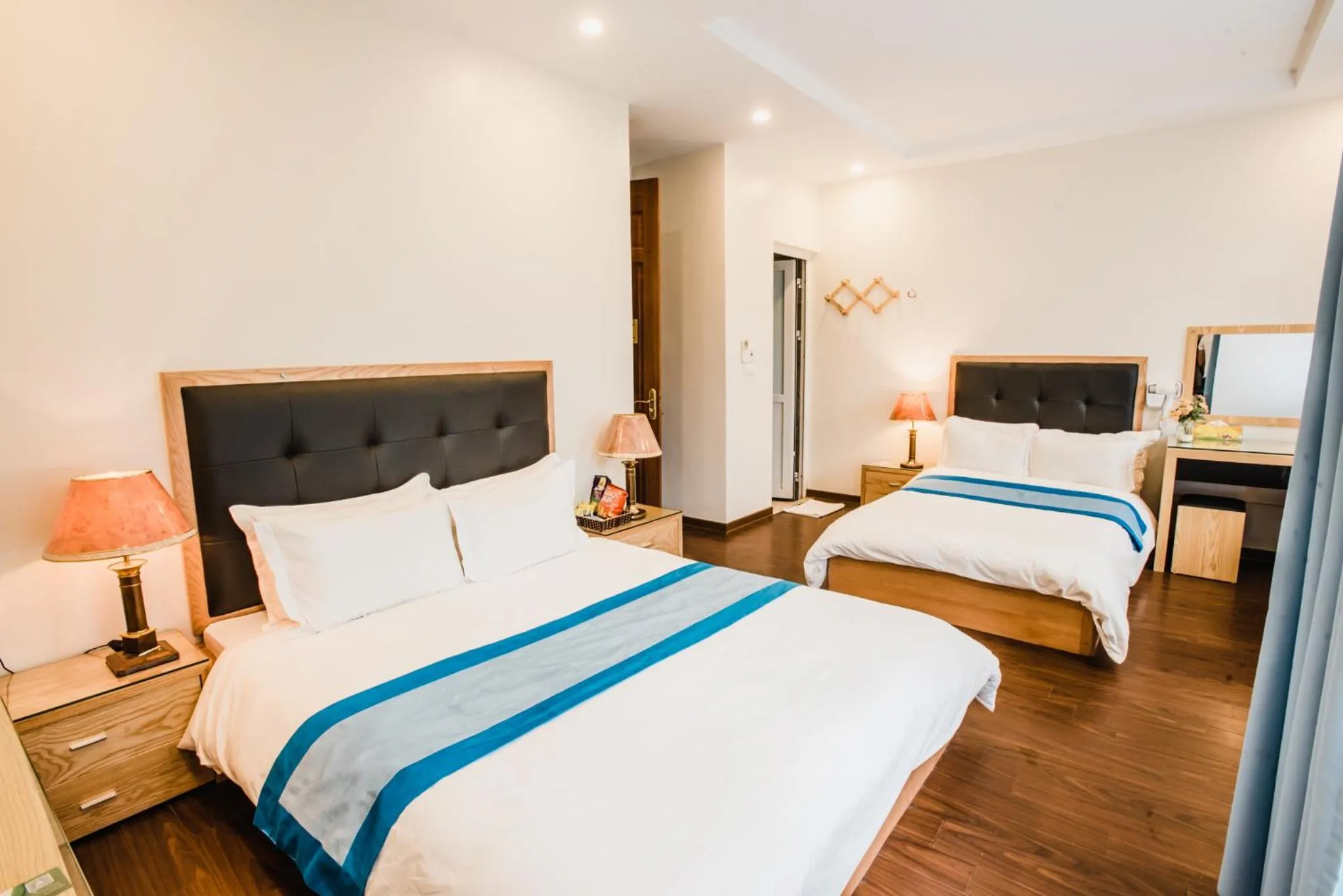 Bedroom, Bed in Hotel Royal