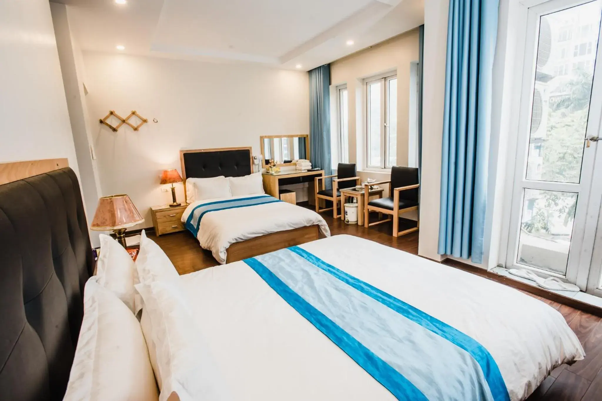 Superior Double or Twin Room with City View in Hotel Royal Superior Double or Twin Room with City View in Hotel Royal