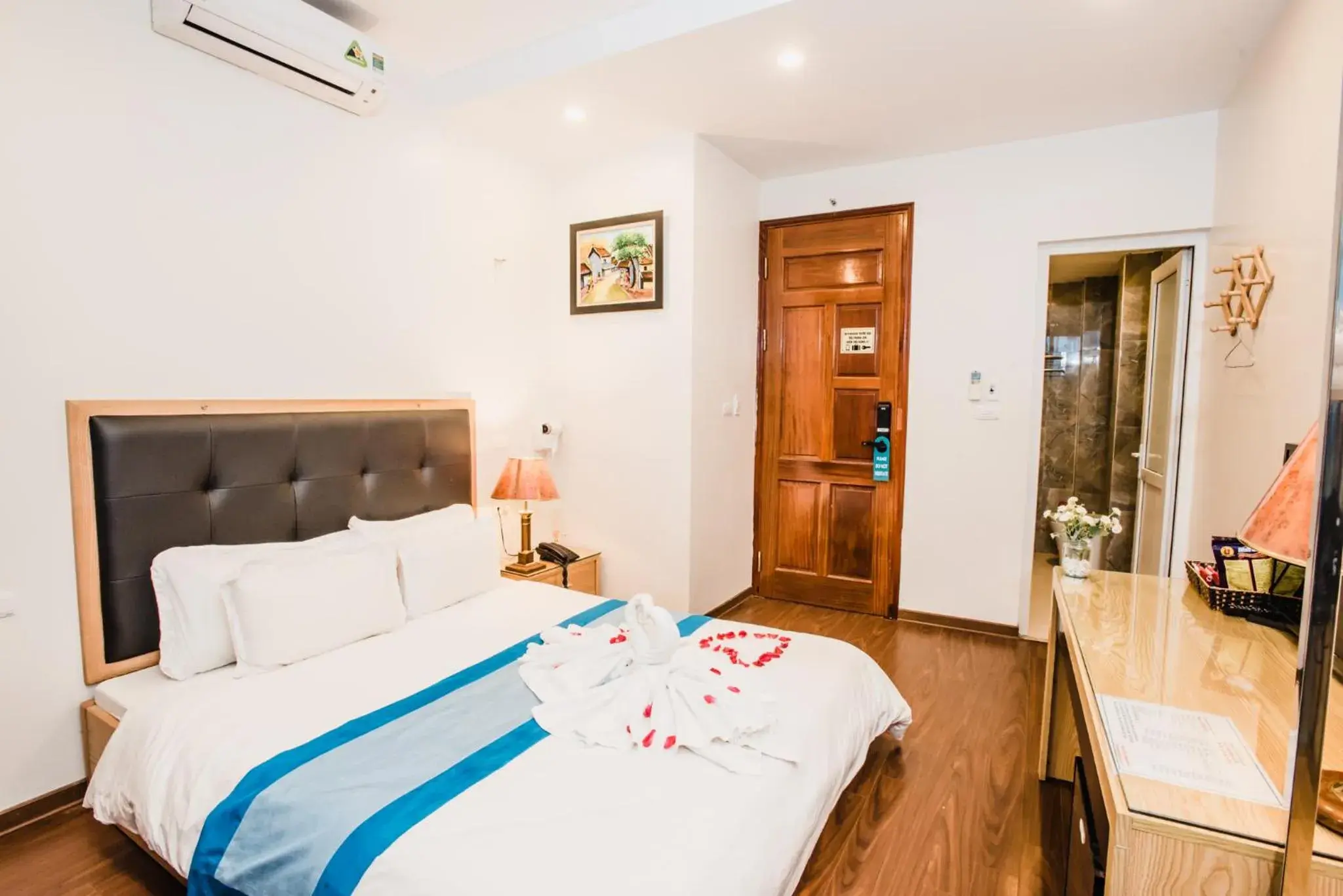 Superior Double Room in Hotel Royal Superior Double Room in Hotel Royal