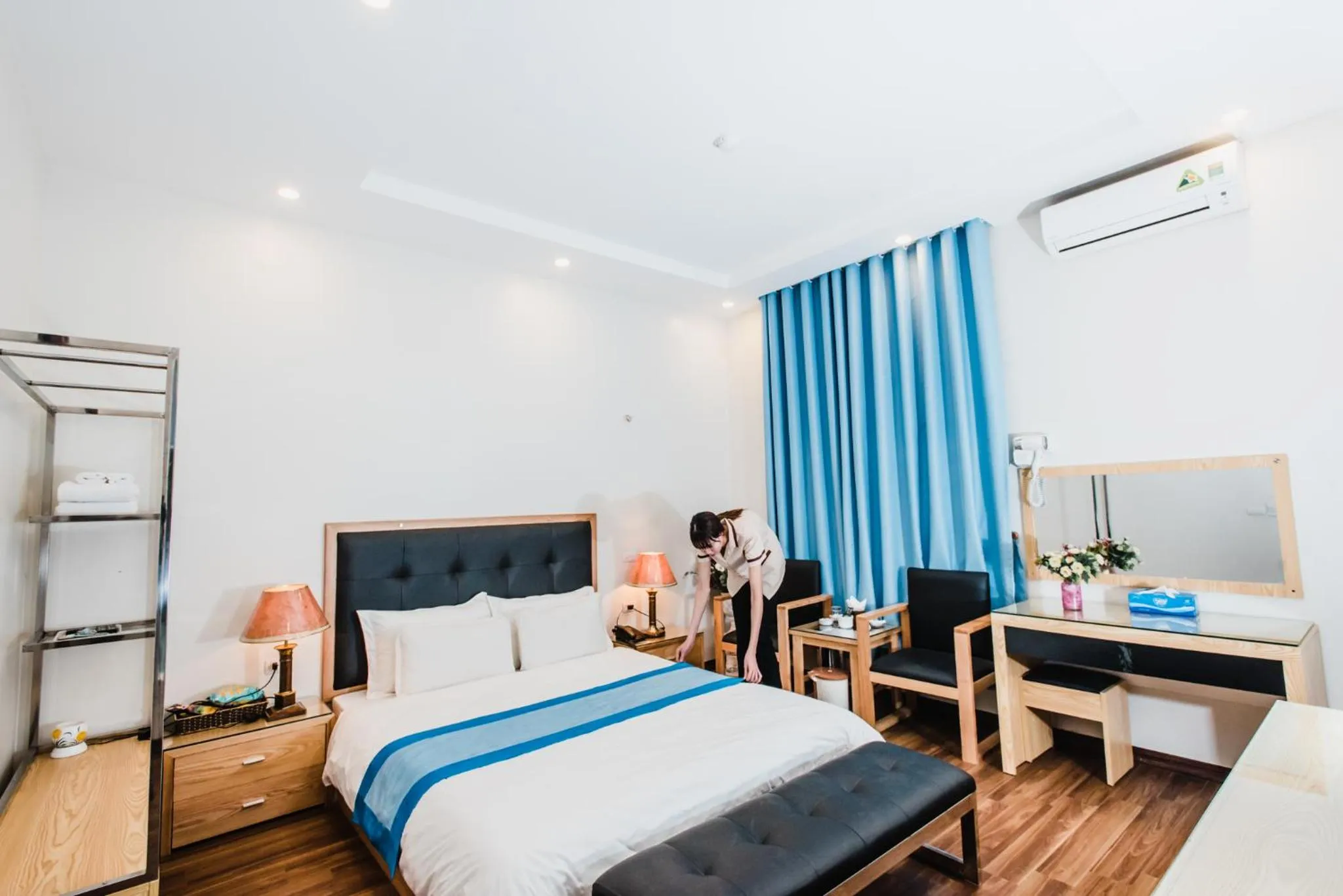 Bedroom, Bed in Hotel Royal