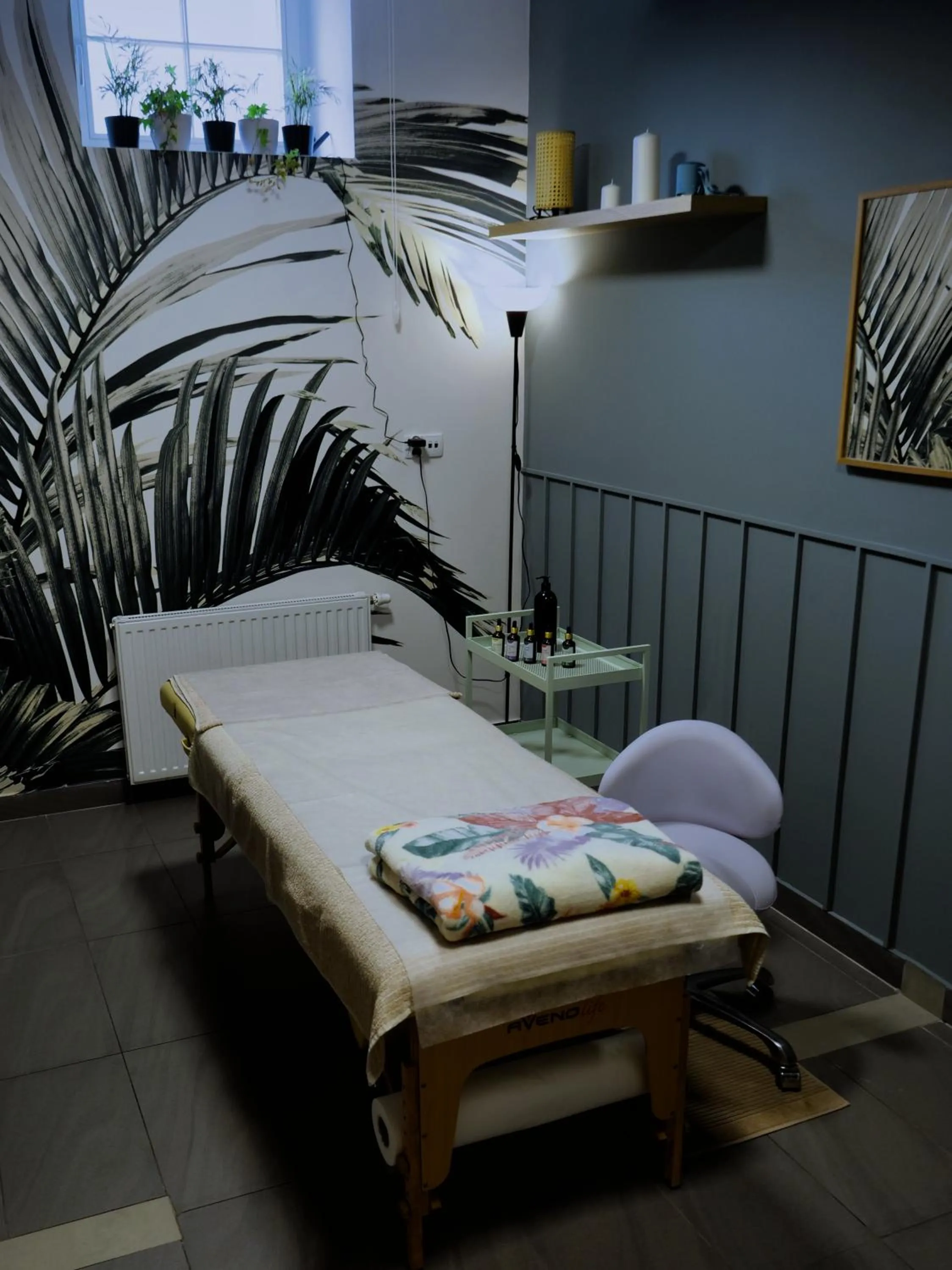 Massage, Bed in Hotel Eureka