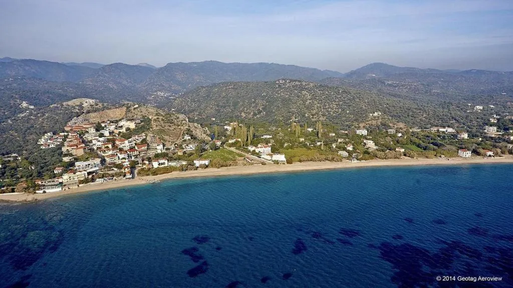 Bird's eye view in Apollon (ex. Albatros)