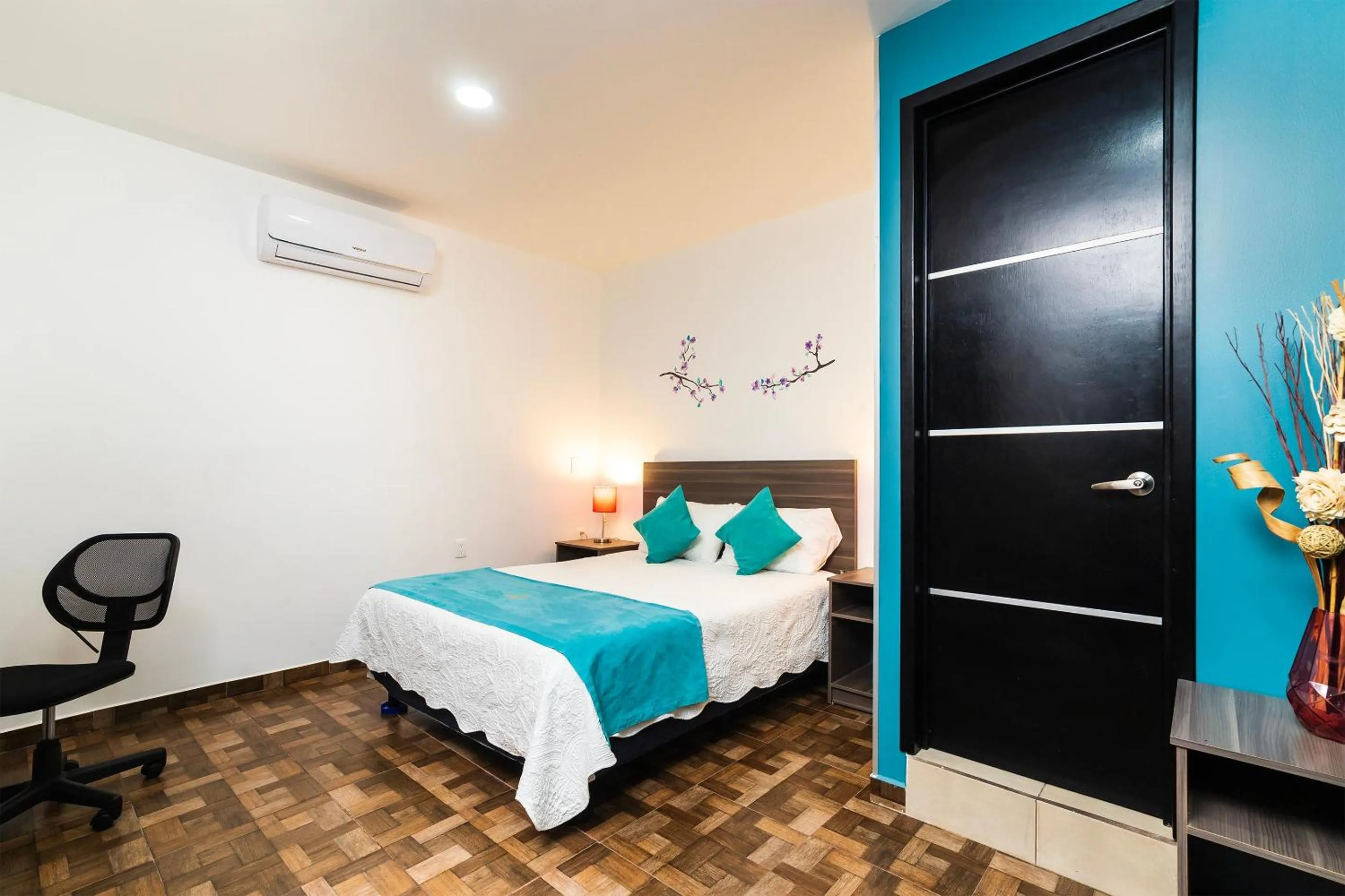 Bedroom in OYO Hotel Boutique Las Campanas