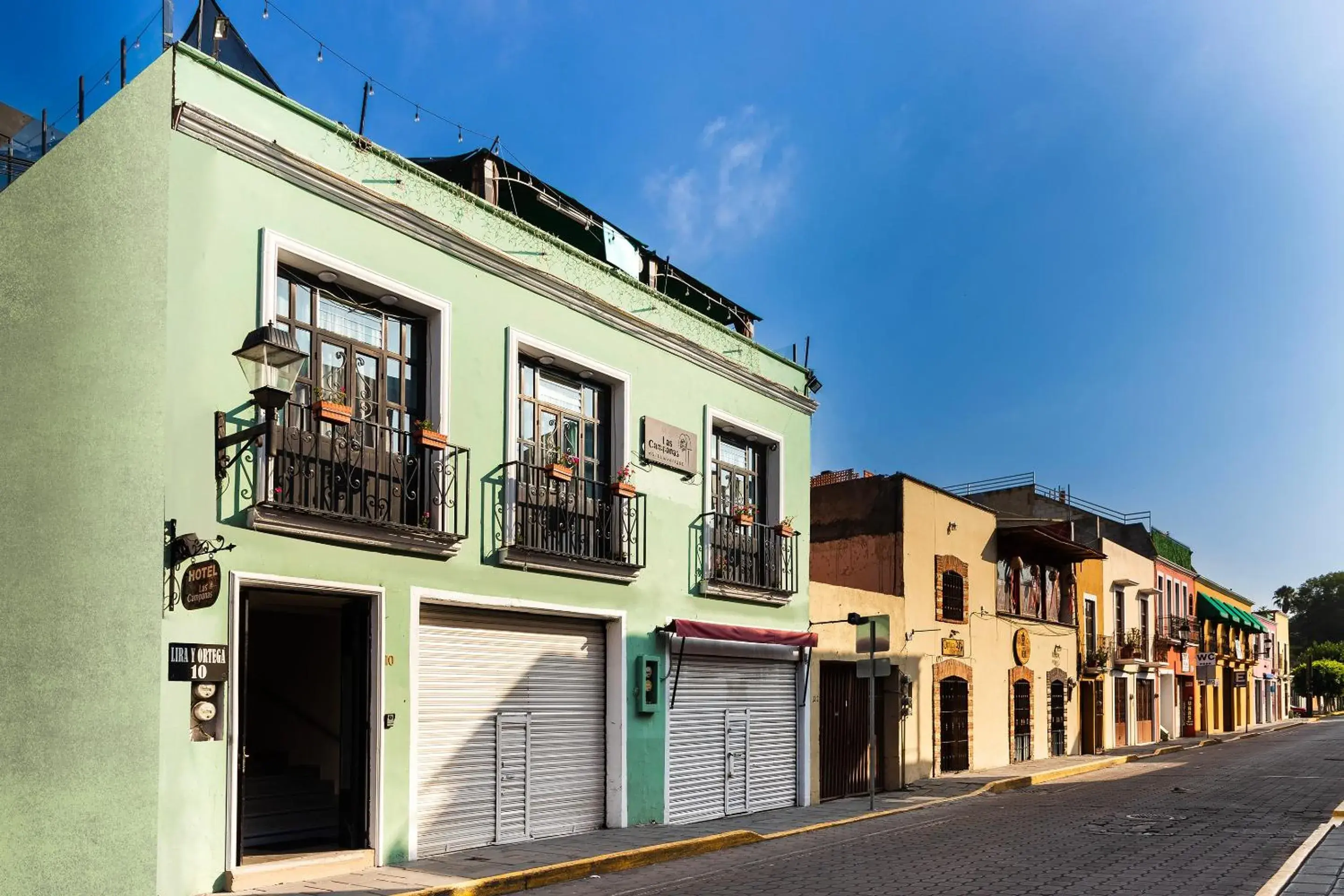 Facade/entrance in OYO Hotel Boutique Las Campanas Facade/entrance in OYO Hotel Boutique Las Campanas